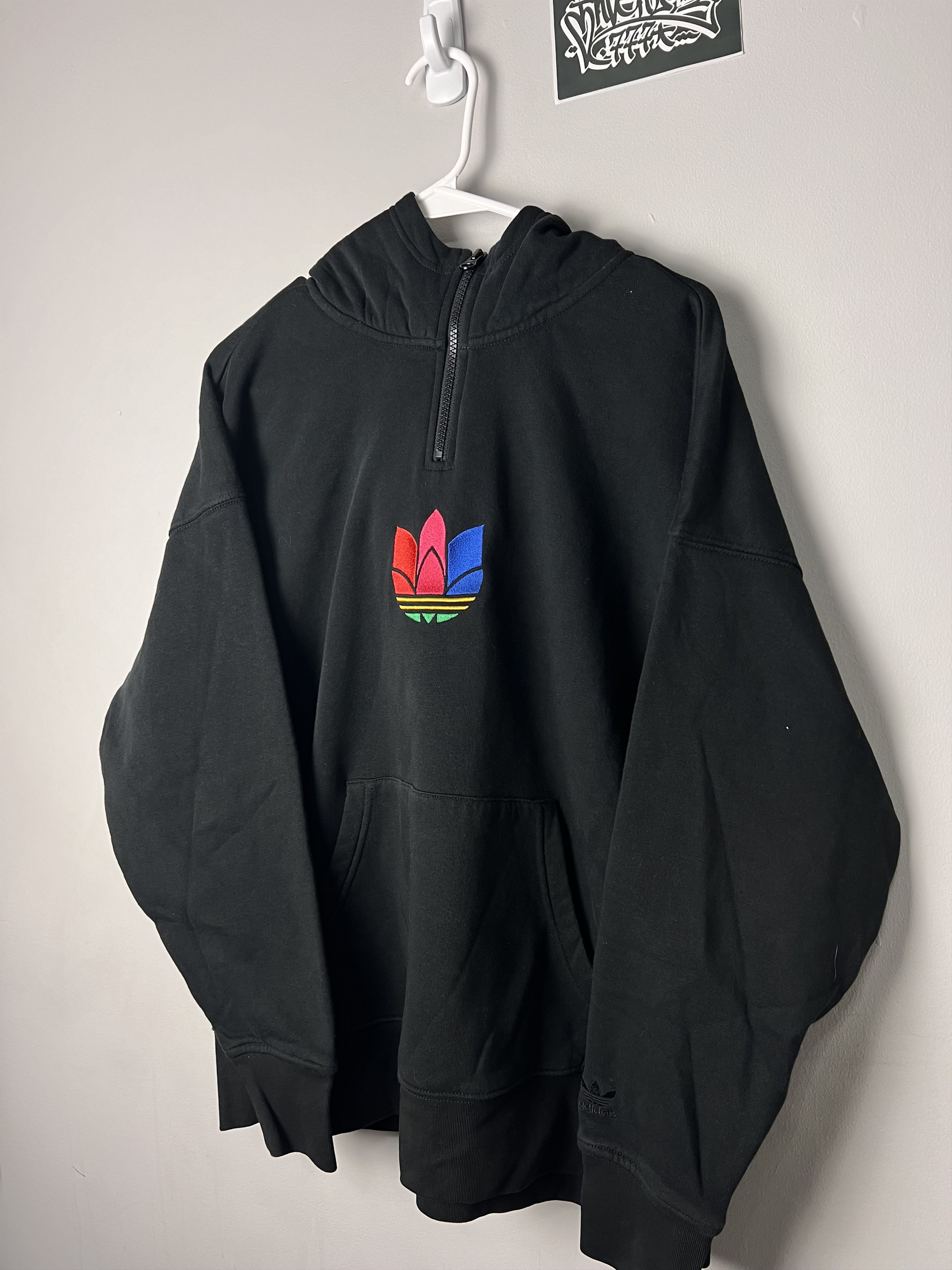 Adidas Adidas - 3D Trefoil Logo Size US S / EU 44-46 / 1 - 2 Thumbnail
