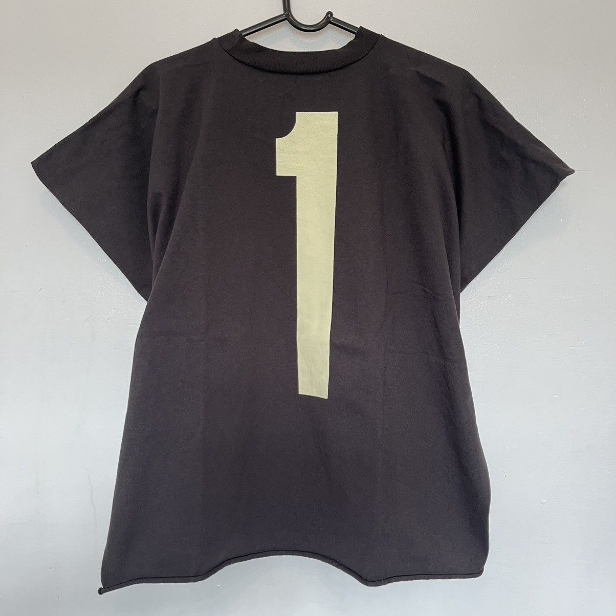Yeezy Yeezy One Box Tee Size US M / EU 48-50 / 2 - 1 Thumbnail