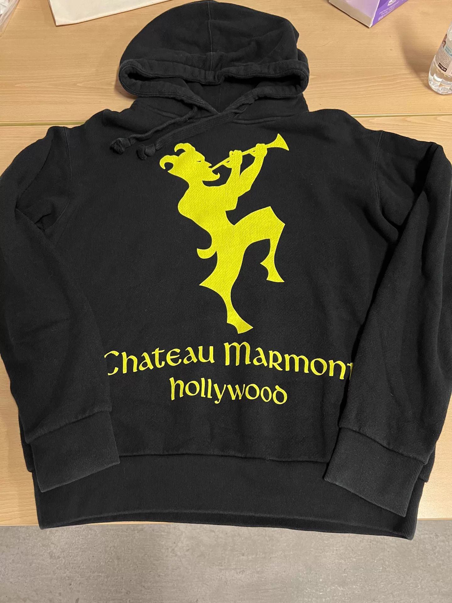 Gucci GUCCI Black & Red Chateau Marmont Hoodie | Grailed