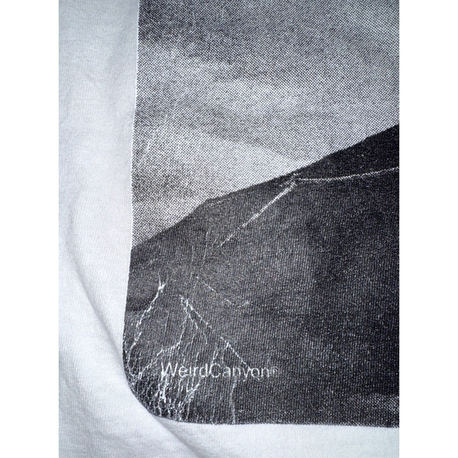 Vintage Weird Canyon Graphic Photography Tee White XL Oversized Art Shirt Size US XL / EU 56 / 4 - 3 Thumbnail