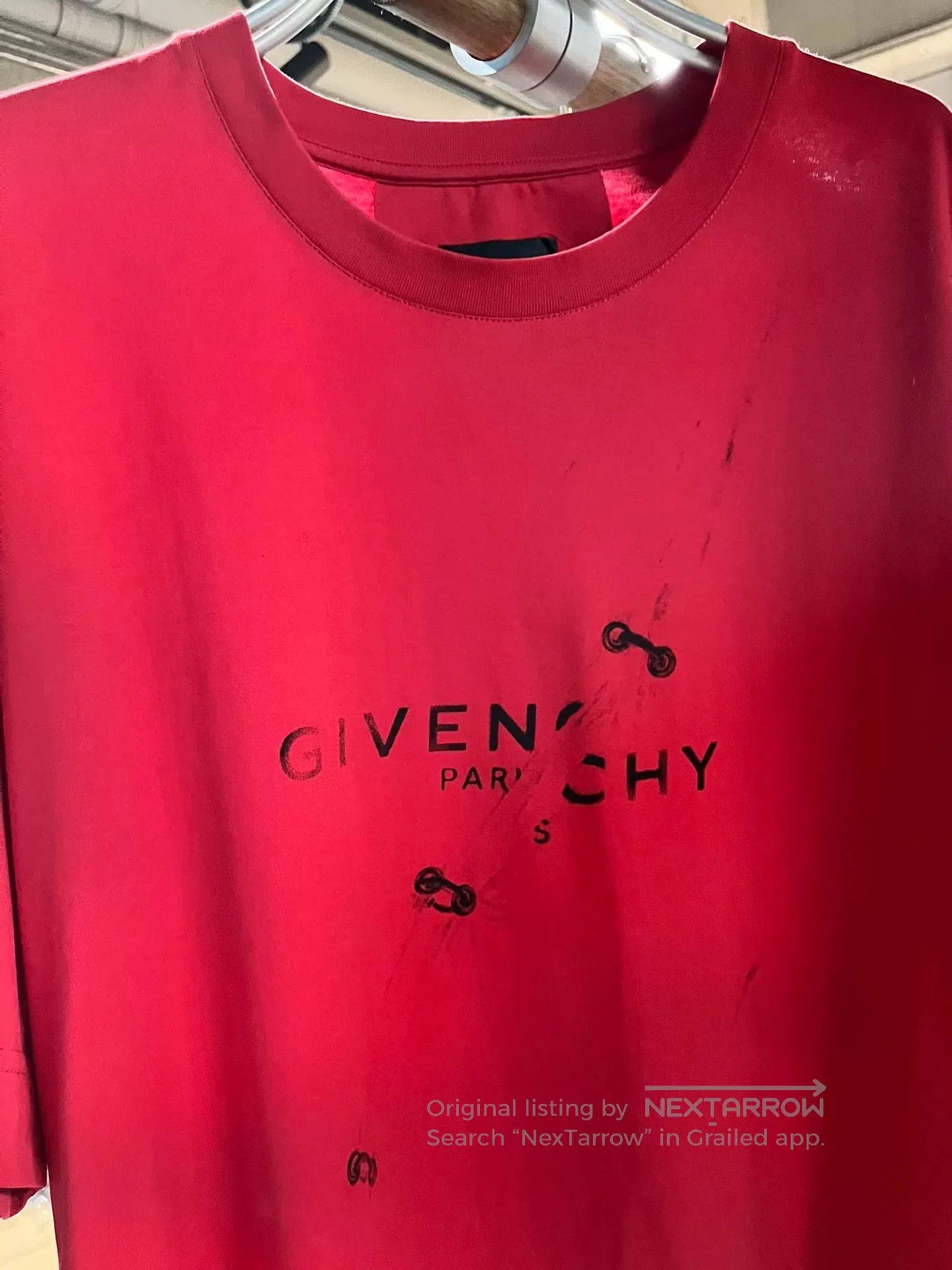 Givenchy Givenchy Red Trap Short Sleeve L. Size US L / EU 52-54 / 3 - 3 Thumbnail