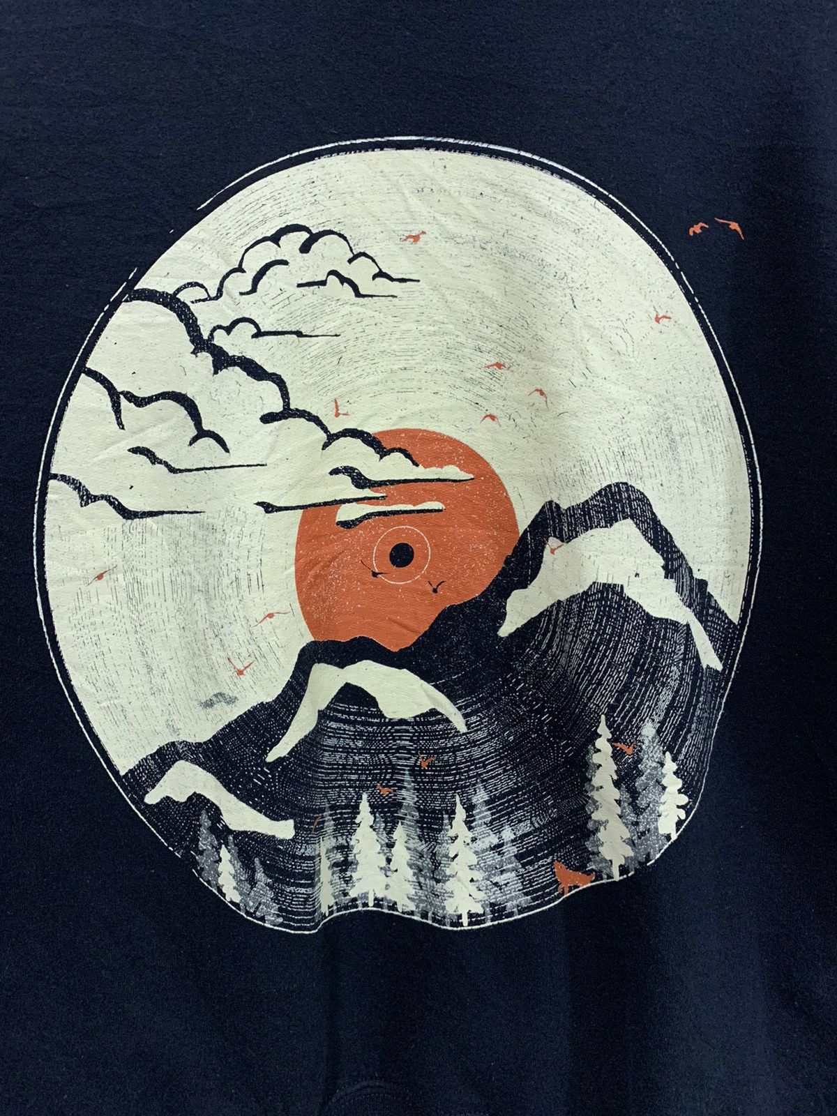 Gildan Y2K Mountain Printed Sweatshirt Size US M / EU 48-50 / 2 - 3 Thumbnail