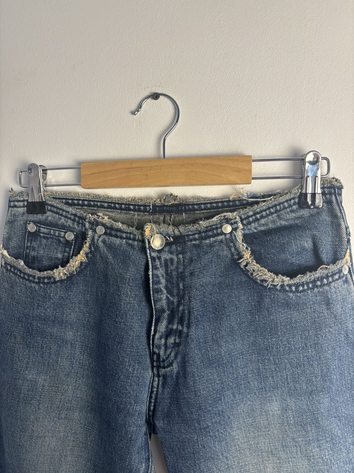 Japanese Brand Vintage Y2K Lowrise Flare Washed Jeans Size 28" / US 6 / IT 42 - 6 Thumbnail