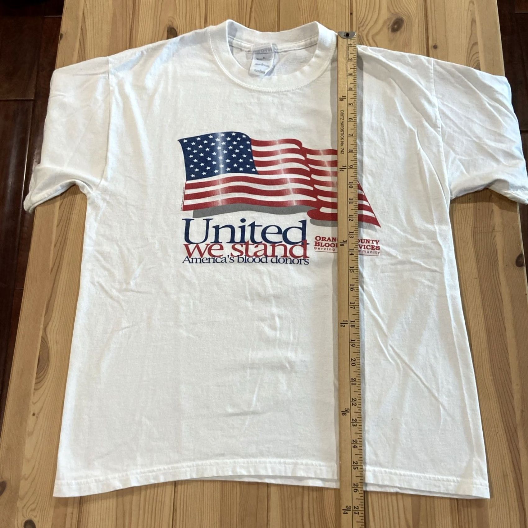 Gildan VINTAGE Gildan T-Shirt United We Stand American Red Cross Flag Logo 9/11 Size L White Mens Short Sleeve Crew Neck 100% Cotton Vintage Yes 2000s Size US L / EU 52-54 / 3 - 4 Thumbnail