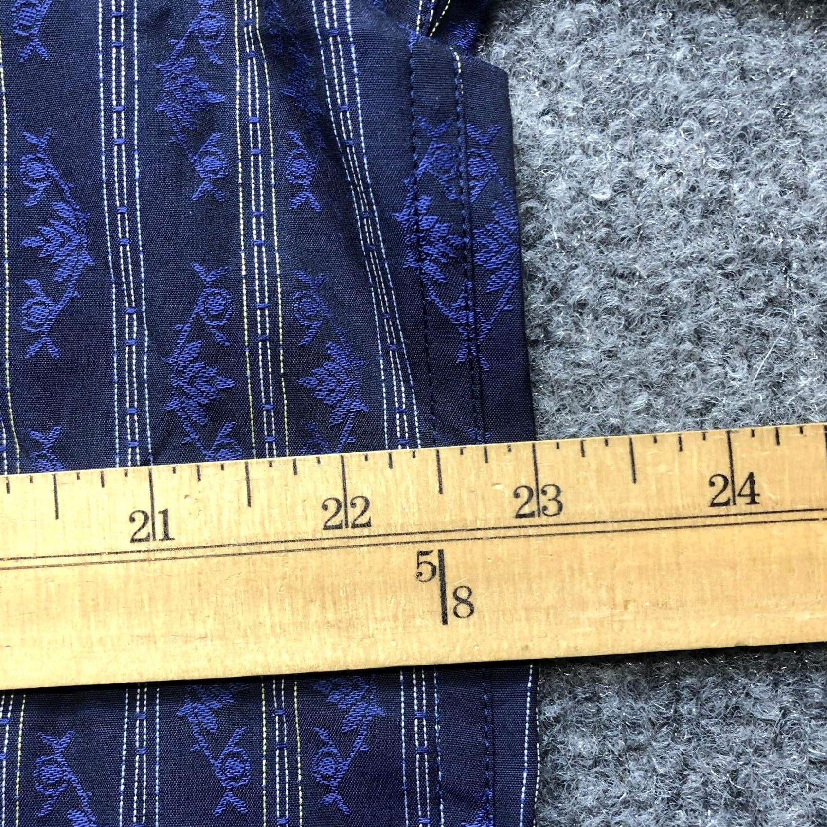 Robert Graham Robert Graham Shirt Mens Large Blue Striped Long Sleeve Button Up Embroidered Size US L / EU 52-54 / 3 - 3 Thumbnail