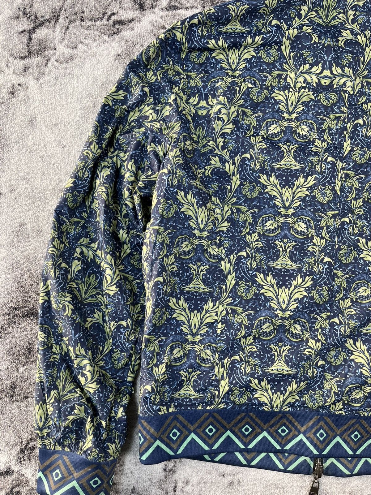 Versace VERSACE Collection Reversible Baroque Bomber Jacket Size US L / EU 52-54 / 3 - 21 Thumbnail