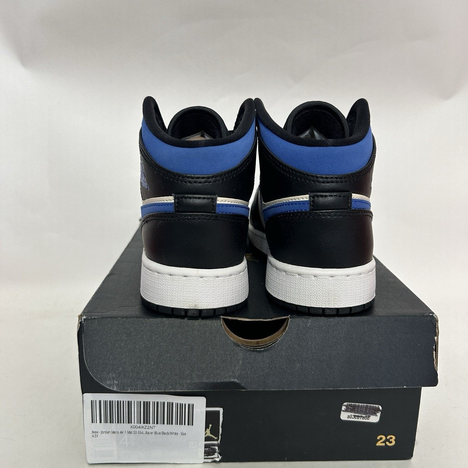 Nike Nike Air Jordan 1 Retro Mid GS “Racer Blue” 554725-140 Size US 6 / IT 36 - 4 Thumbnail