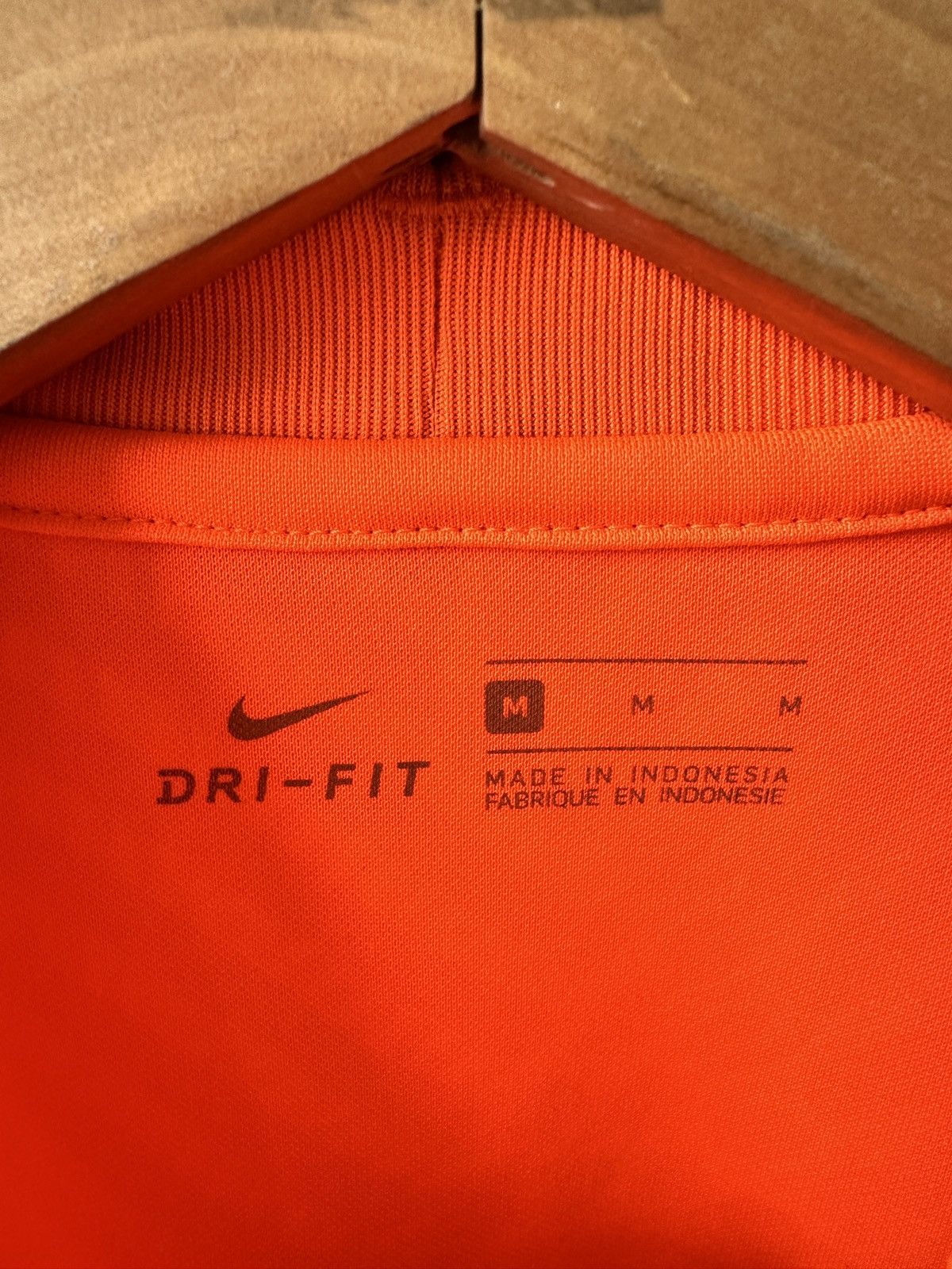 Nike Nike Dri-FIT Orange Long Sleeve Shirt, Size M, Athletic Fit Size US M / EU 48-50 / 2 - 7 Thumbnail