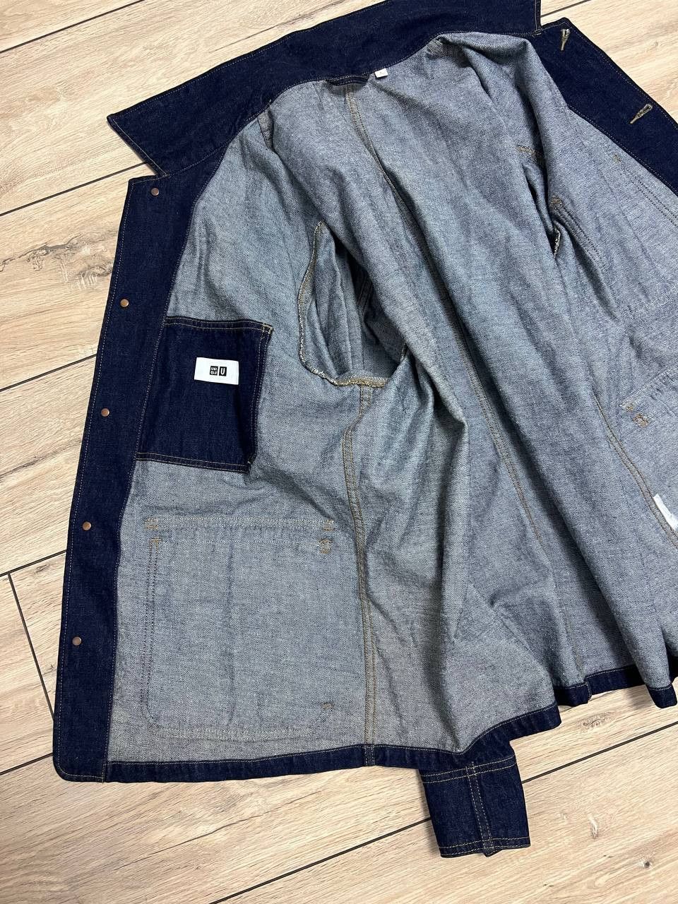 Uniqlo Uniqlo U Denim Work Wear Jacket Shirt sz L Front Pockets Size US L / EU 52-54 / 3 - 7 Thumbnail