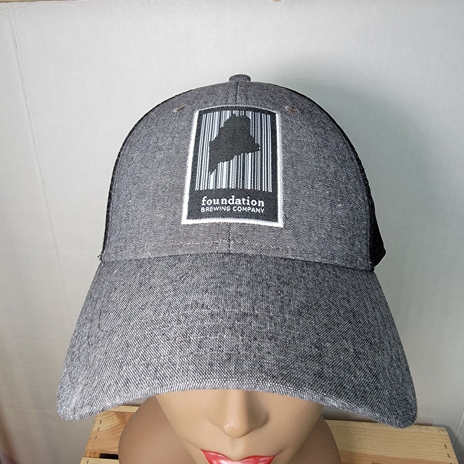 Other Foundation Brewing Company Grey Black Snap Back Trucker Hat Size ONE SIZE - 1 Thumbnail