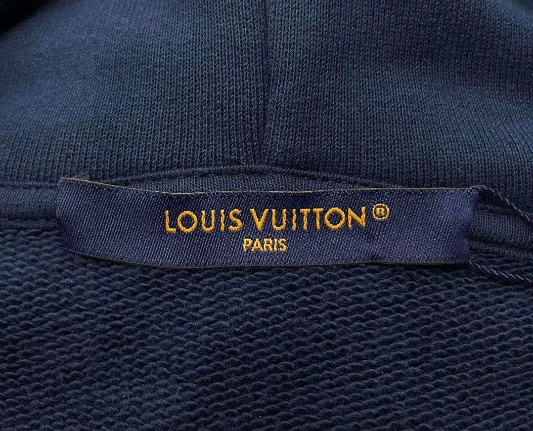Louis Vuitton navy blue embroidered hoodie by Louis Vuitton Size US L / EU 52-54 / 3 - 6 Thumbnail