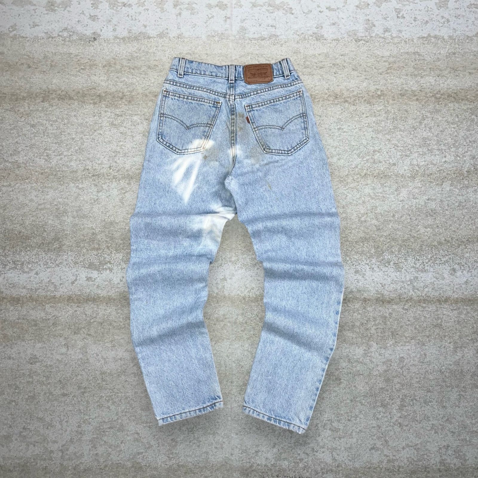 image of Orange Tab Levis Jeans Regular Usa Light Wash 90's in Blue, Women's (Size 24)