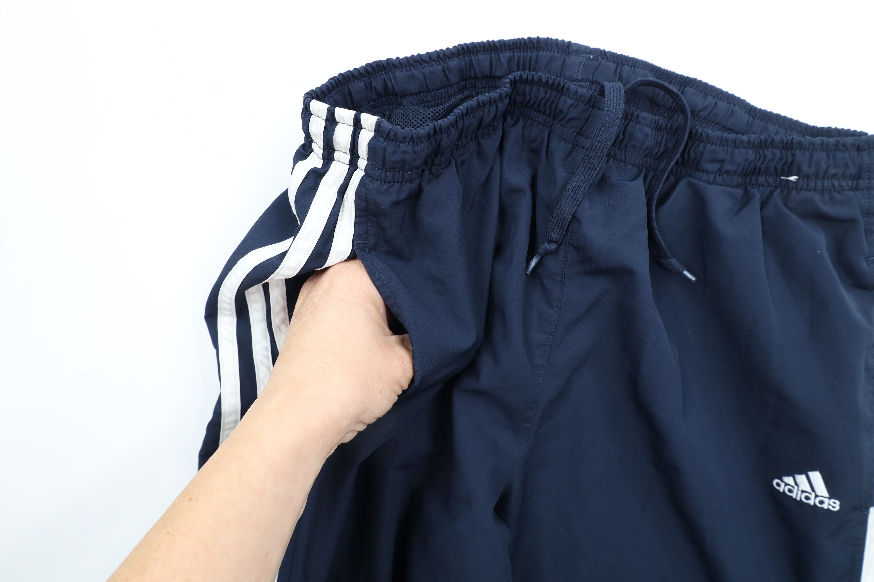 Adidas × Vintage Vintage Adidas Striped Wide Leg Pants Navy Blue Polyester Size 28" / US 6 / IT 42 - 7 Thumbnail