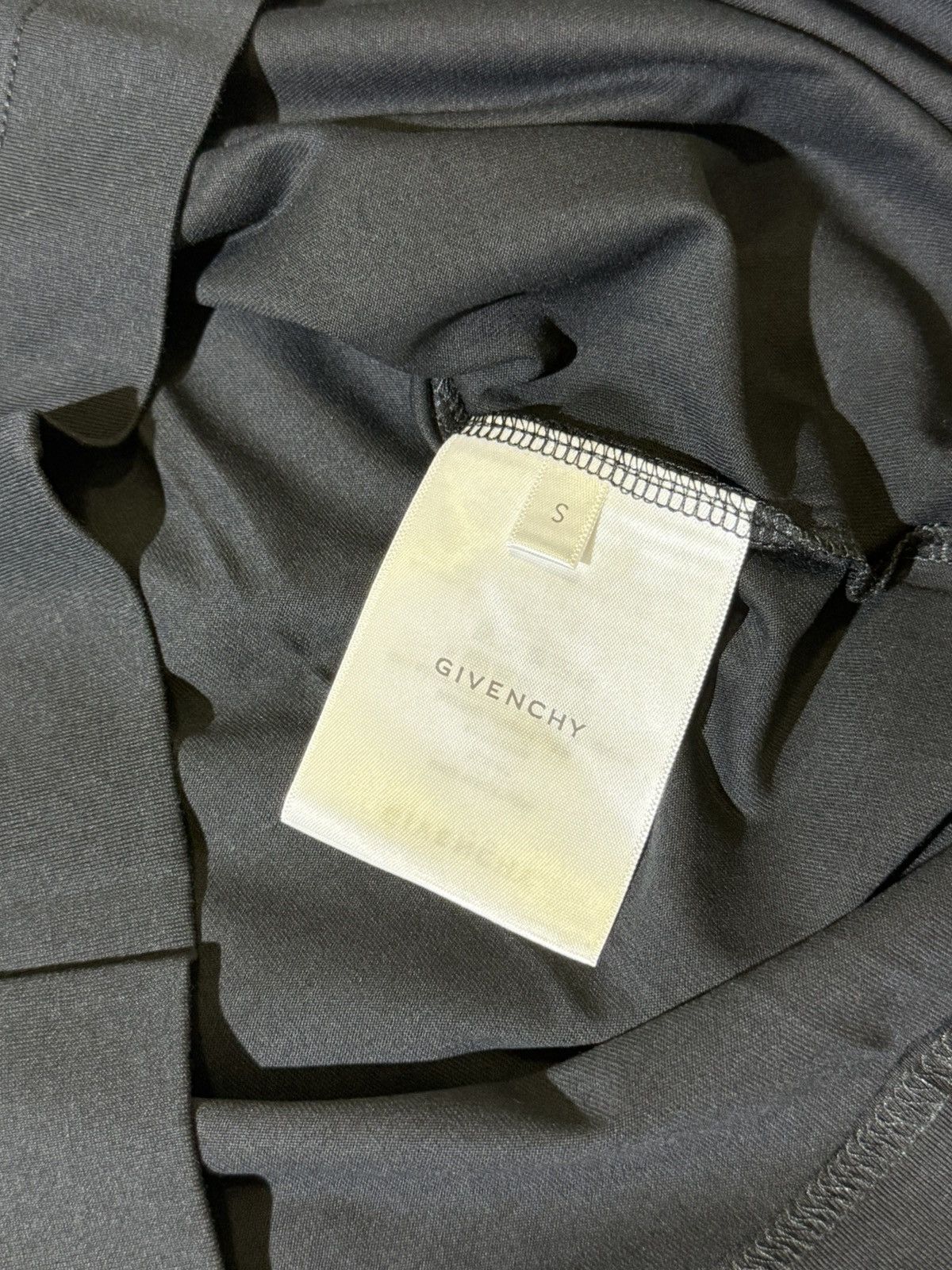 Givenchy Givenchy black t shirt Size US S / EU 44-46 / 1 - 5 Thumbnail