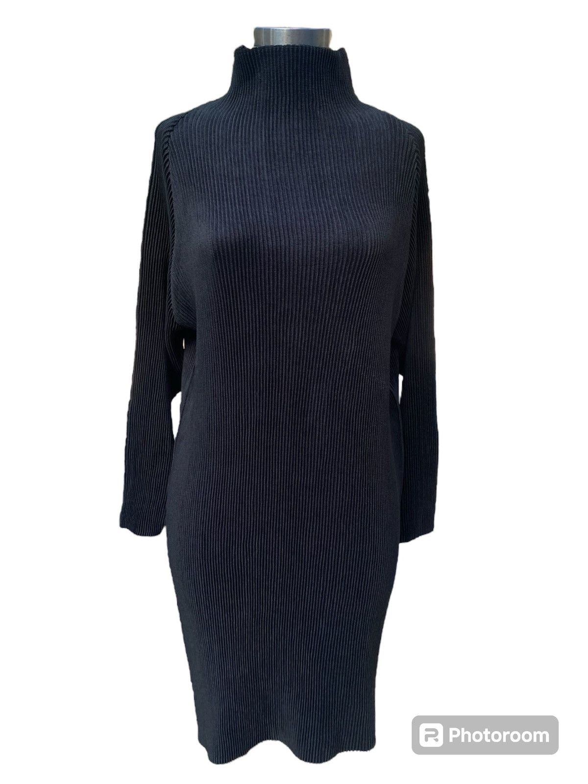 Japanese Brand black midi dress Size S / US 4 / IT 40 - 2 Thumbnail