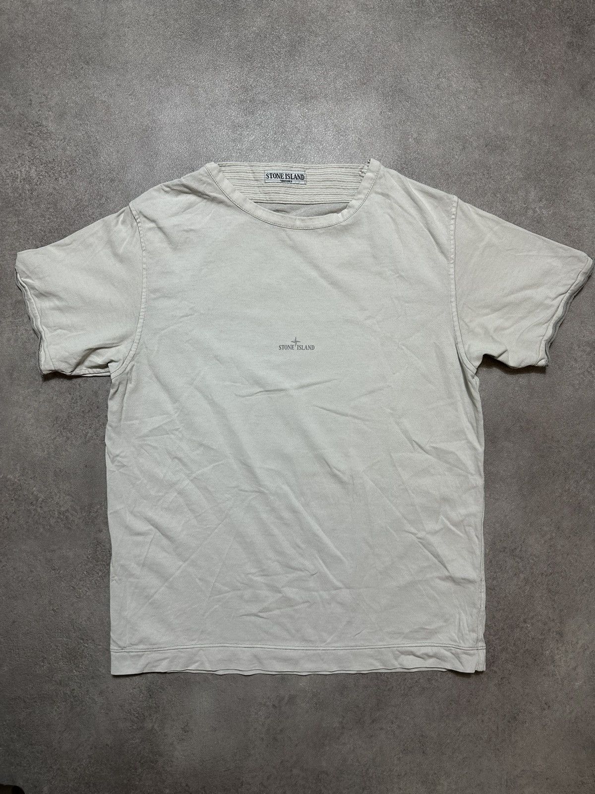 Stone Island × Vintage Mens Vintage Rare T-Shirt Stone Island Central logo SS08 Size US M / EU 48-50 / 2 - 1 Thumbnail