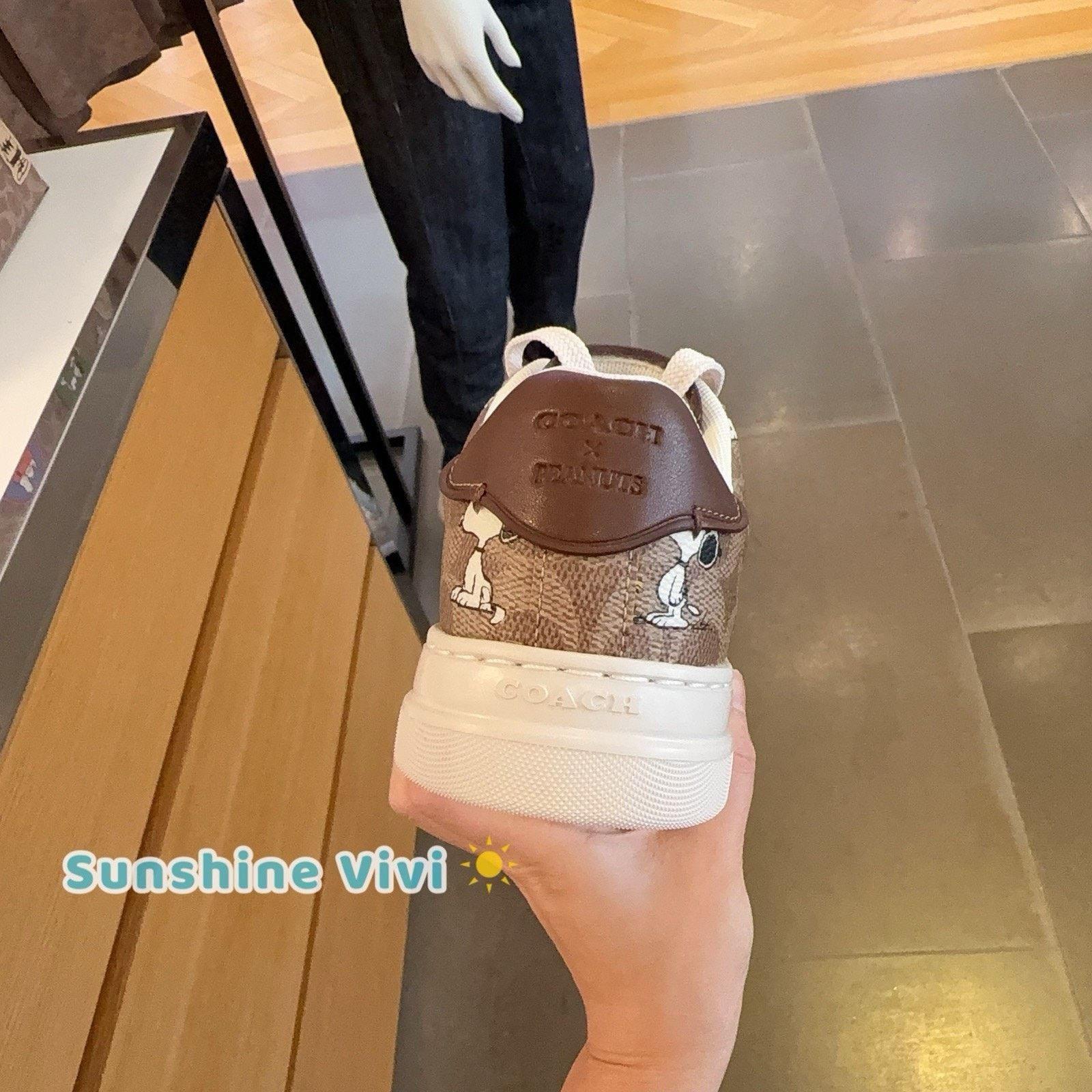 Coach NEW Limited Coach X Peanuts Woman CBZ77 Sneaker Shoes US 7 Size US 7 / IT 37 - 4 Thumbnail