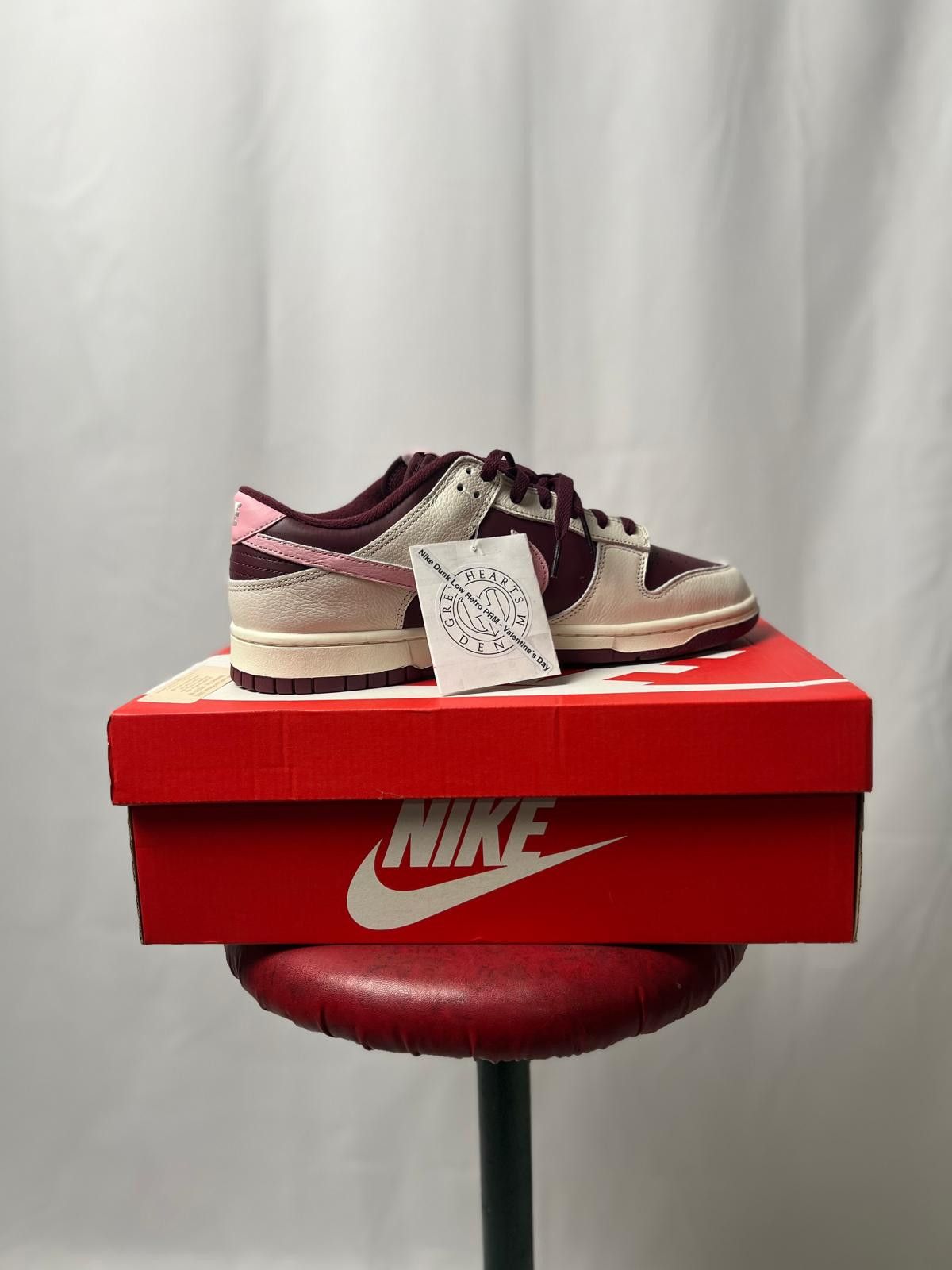 Nike Nike Dunk Low Premium Retro PRM - Valentine's Day Size US 11 / EU 44 - 2 Thumbnail
