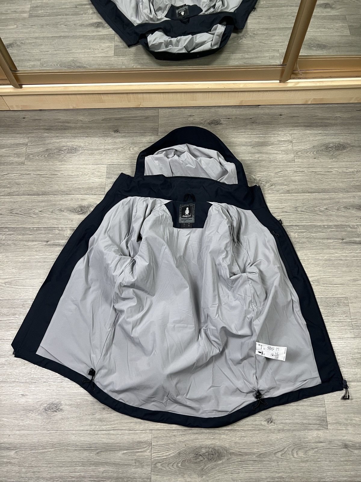 Moscot Mascot Accelerate Outer Shell Waterproof Jacket Black Sz S Size US S / EU 44-46 / 1 - 10 Thumbnail