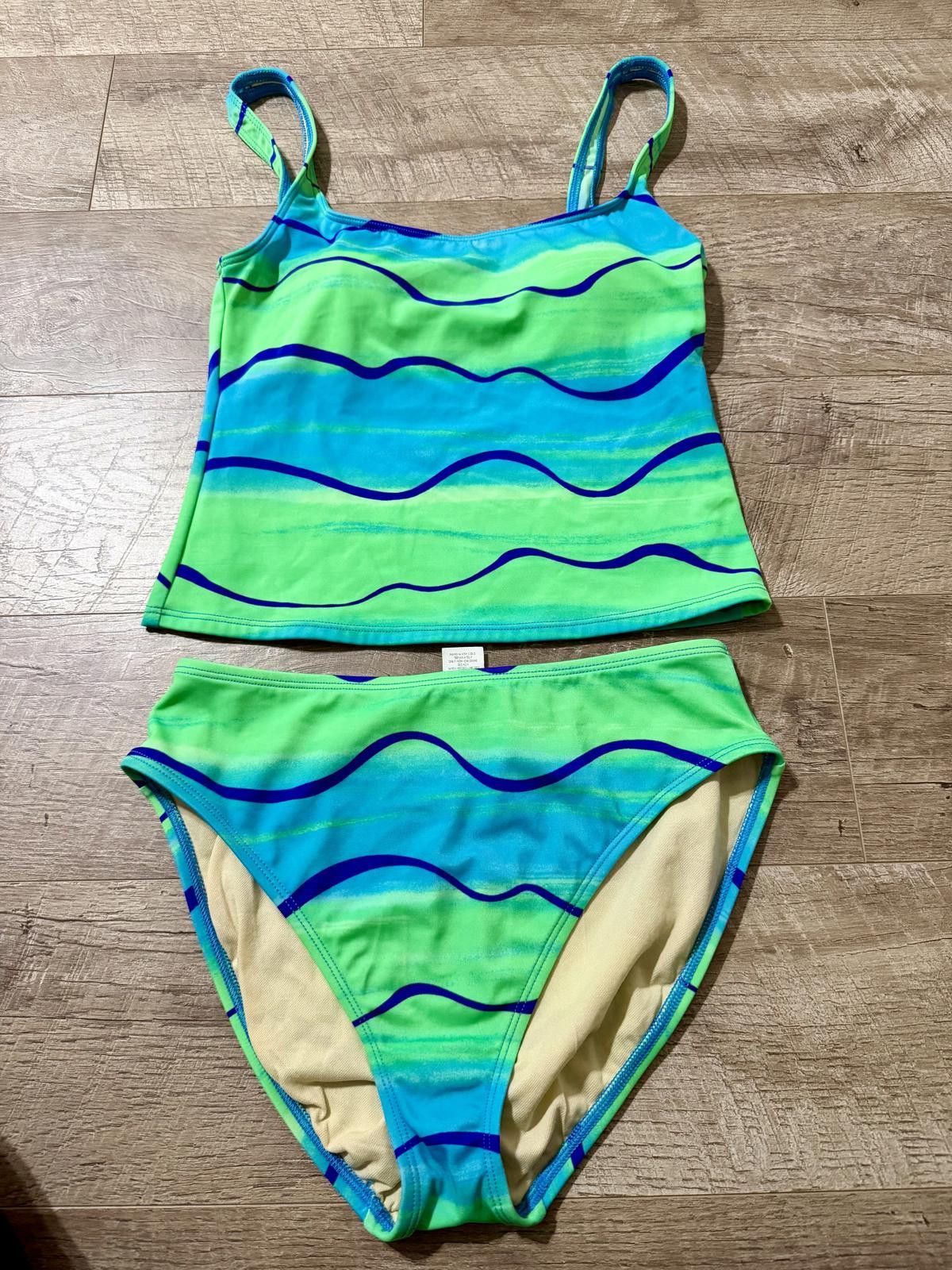 Other Two-Piece Green and Blue Wave Pattern Tankini Swimsuit Size ONE SIZE - 1 Thumbnail