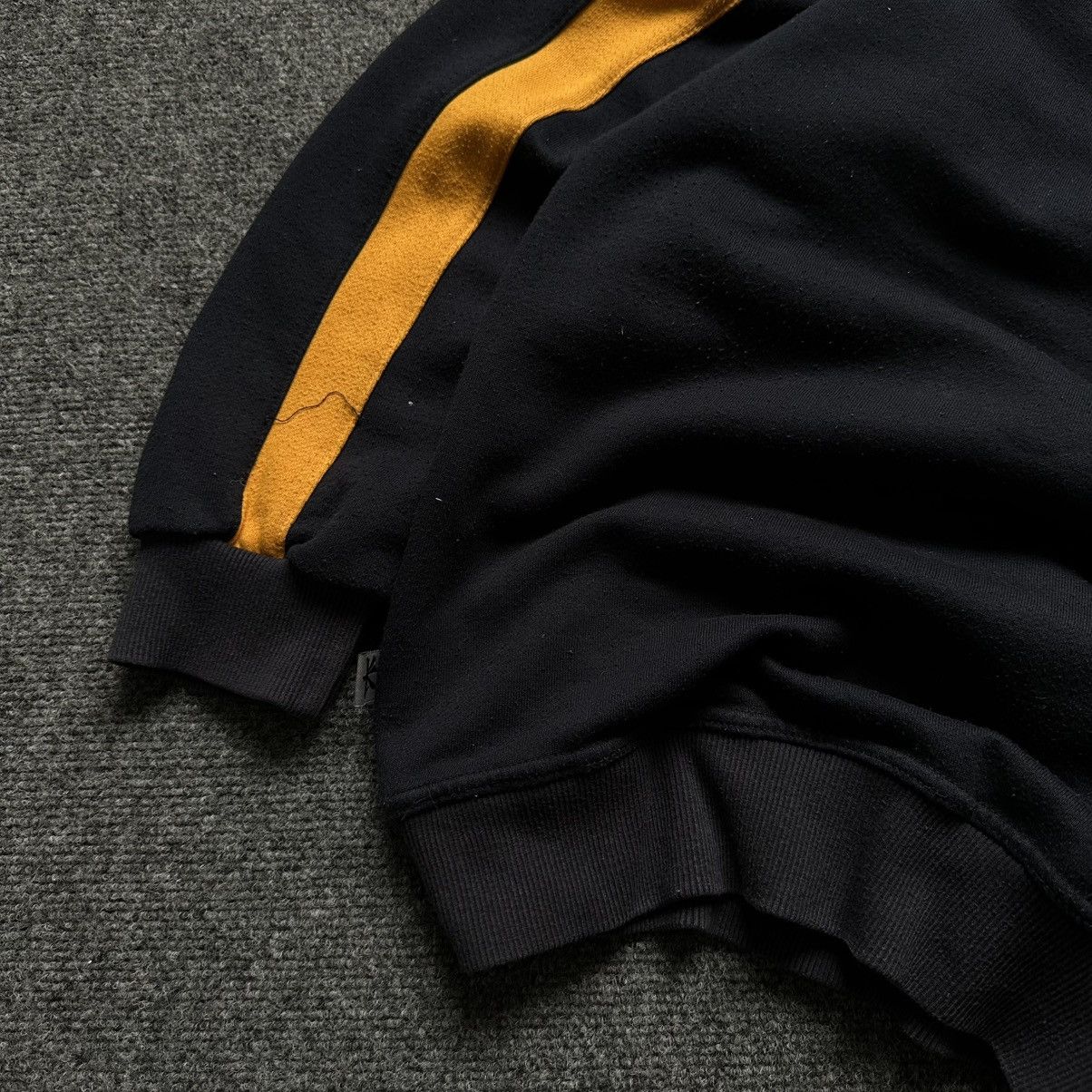 Genetic Manipulation Shinichiro Kuriya VTG Japanese Style Kukri Sherborne Qatar Hoodie Size M Y2K Size US M / EU 48-50 / 2 - 14 Thumbnail