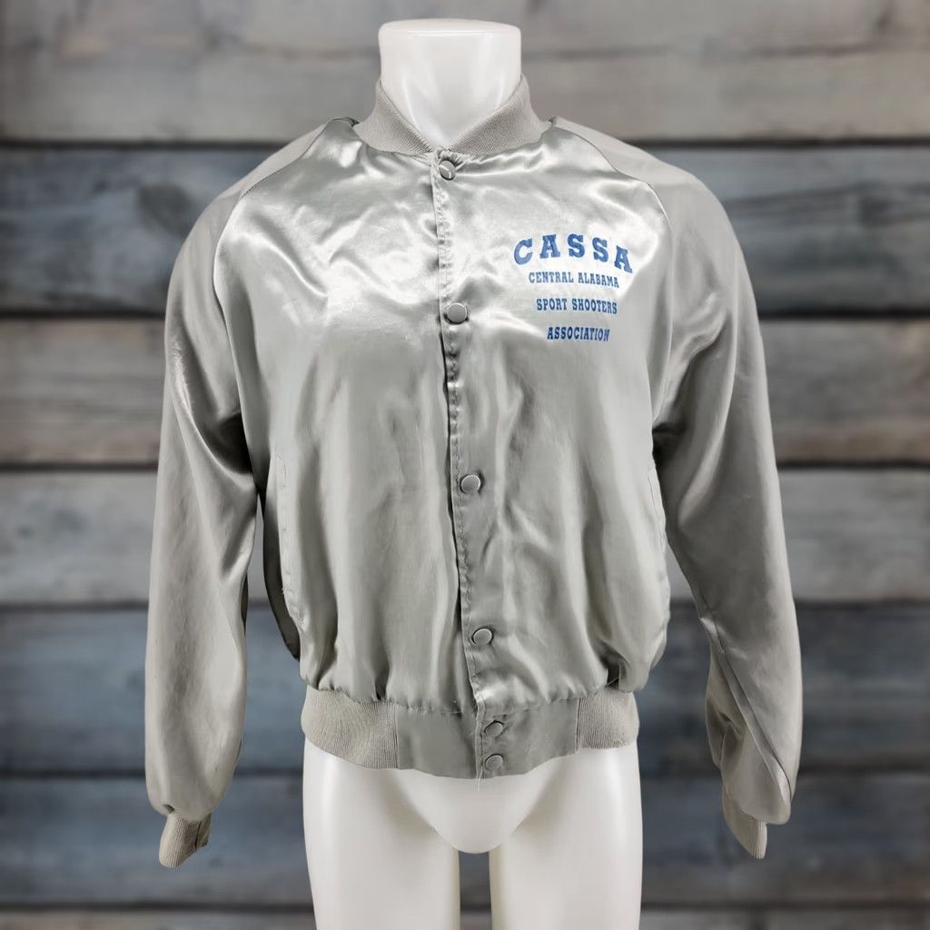 Vintage VINTAGE Stain Jacket Central Alabama Sport Shooters Association Jacket Men L Gray Windbreaker Auburn Sportswear Size US L / EU 52-54 / 3 - 1 Thumbnail