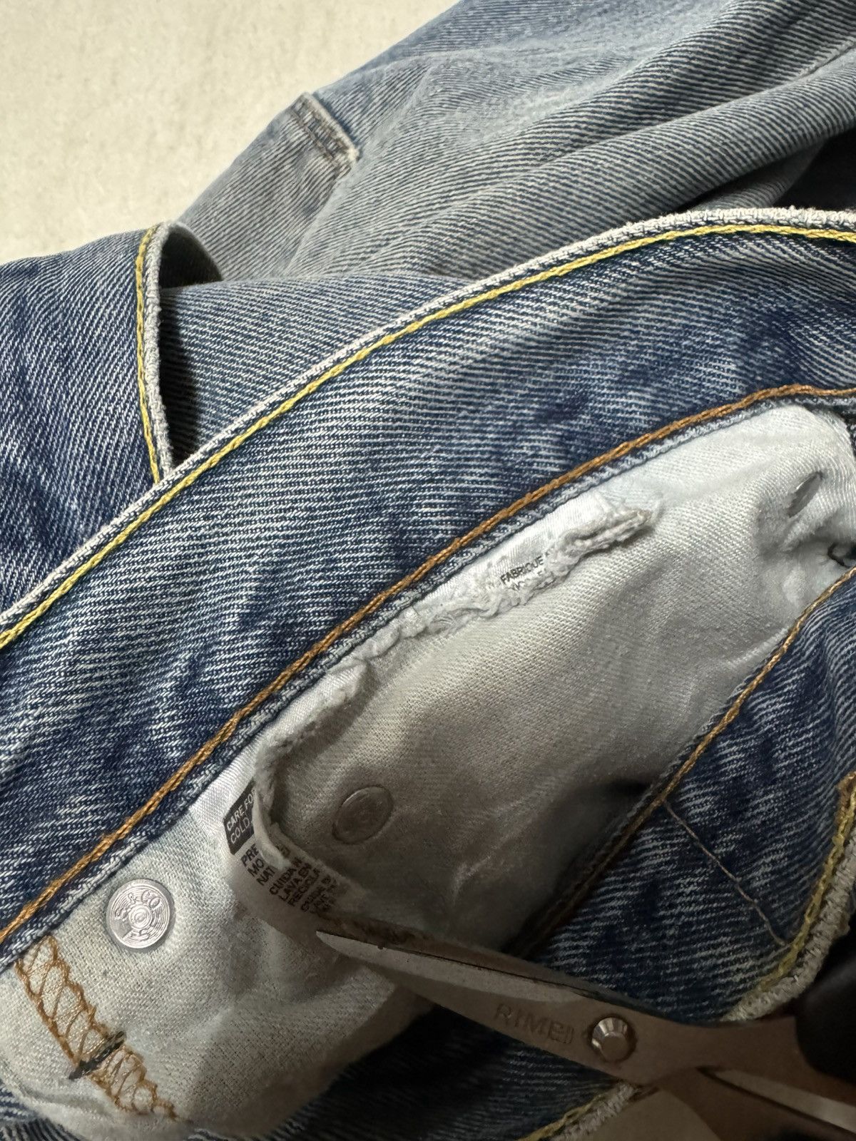 Levi's VINTAGE 2000s LEVI’S PATCHWORK THRASHED BLUE JEANS Size US 35 - 10 Thumbnail