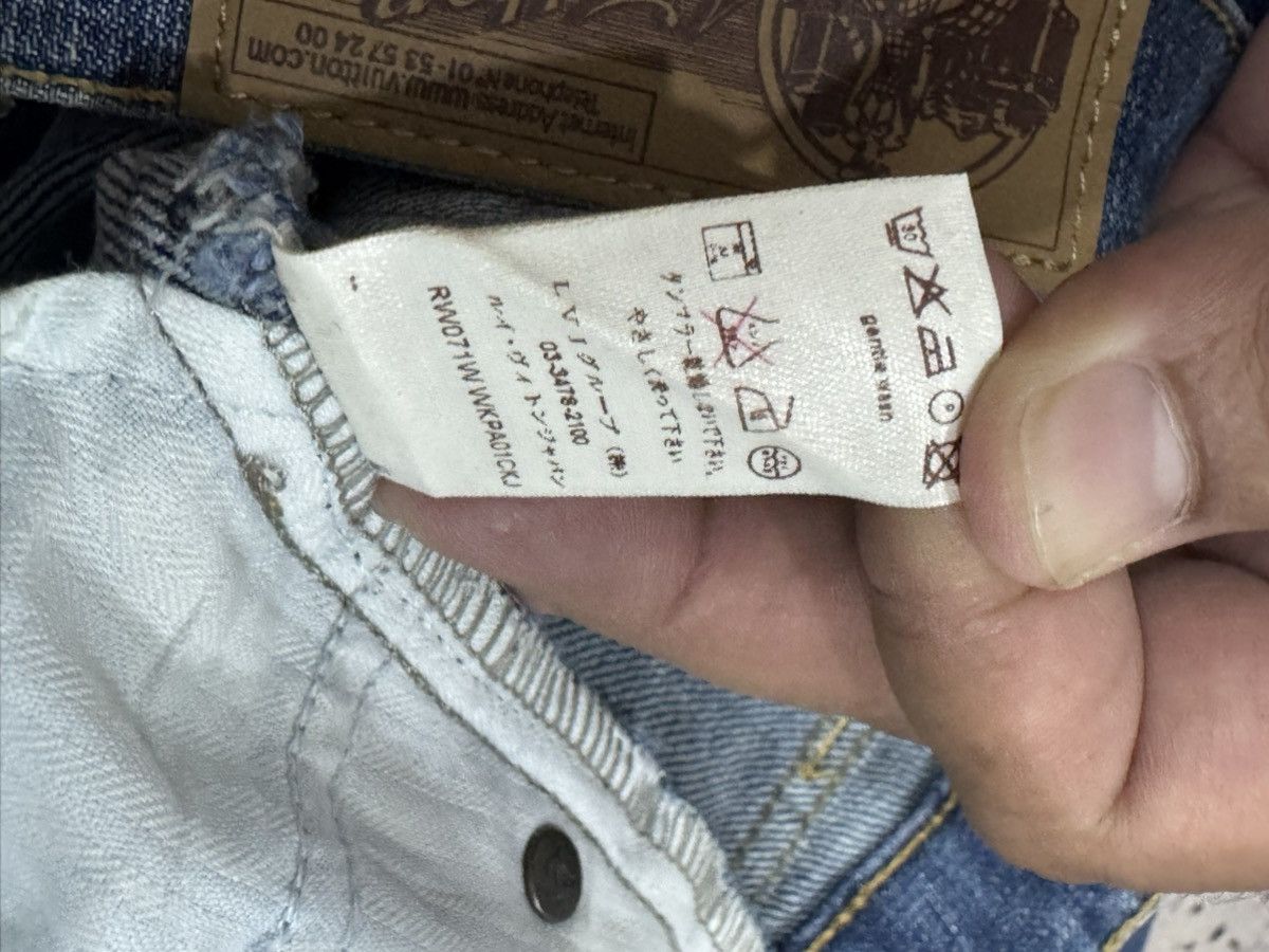 Louis Vuitton vintage LV jeans made in Italy Size US 29 - 18 Thumbnail