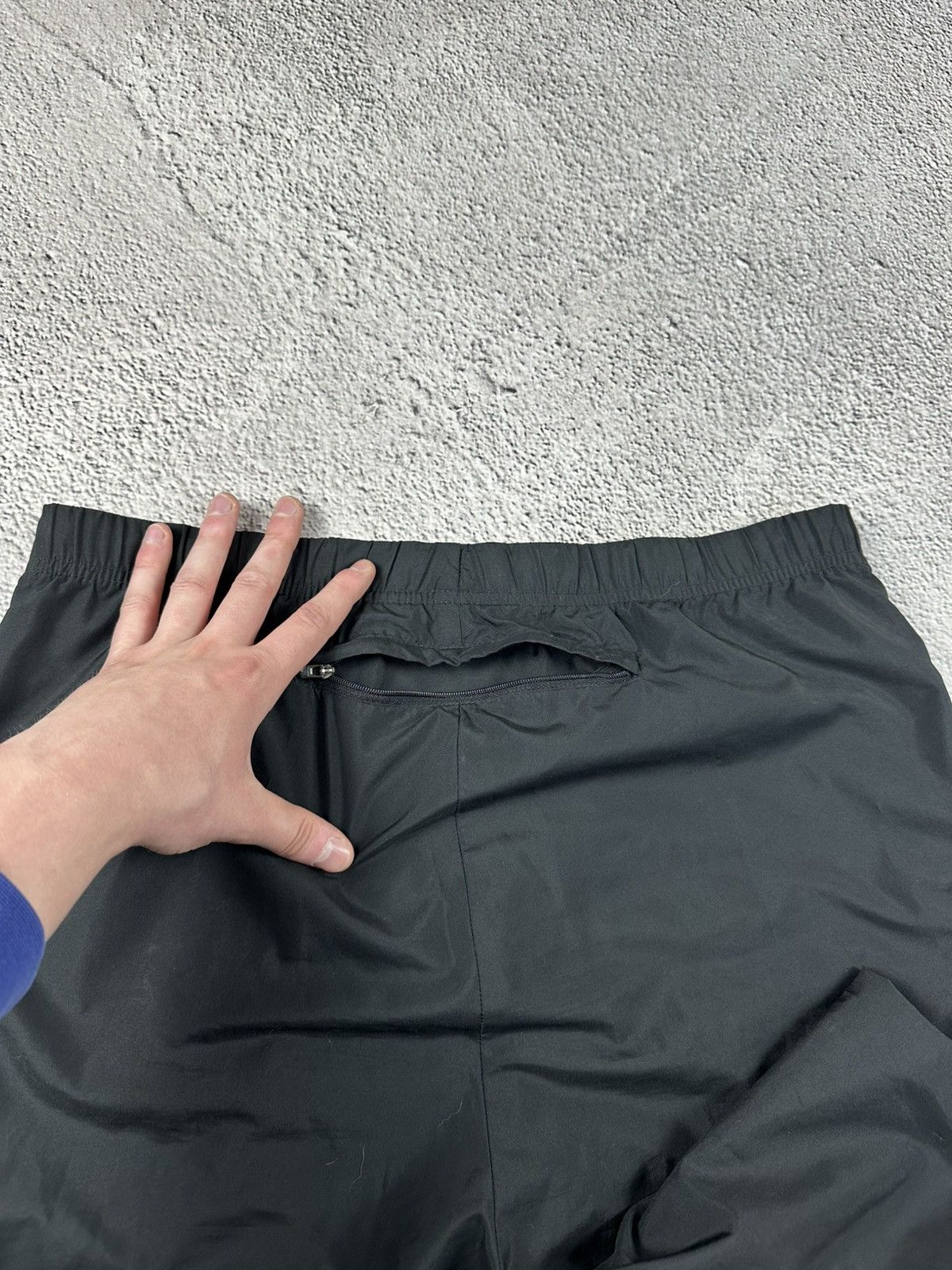 Nike Vintage Nike Trackpants Nylon Baggy Y2K Drill Style Size US 32 / EU 48 - 12 Thumbnail