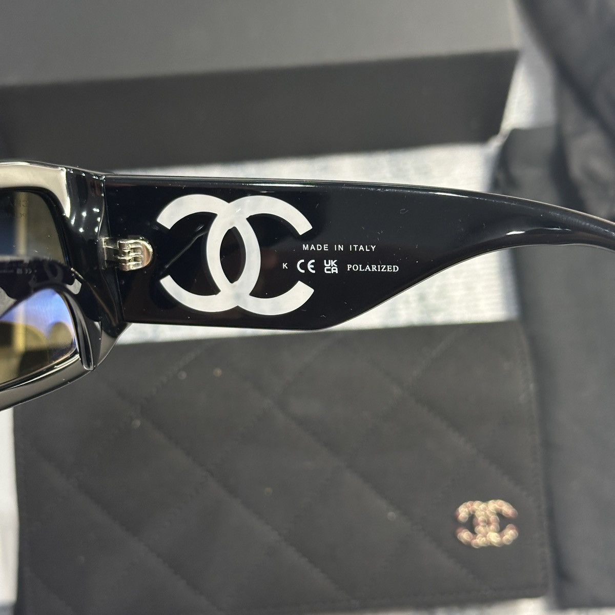 Chanel CHANEL 0CH5526 C501W1 SUNGLASSES Size ONE SIZE - 7 Thumbnail