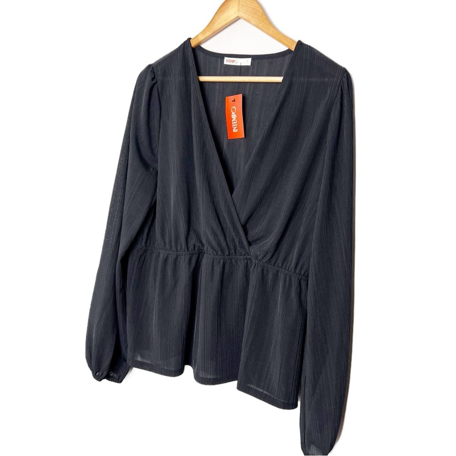 Kohl's New with tag Intempo Women’s Satin Wrap Style Blouse Size XL / US 12-14 / IT 48-50 - 3 Thumbnail