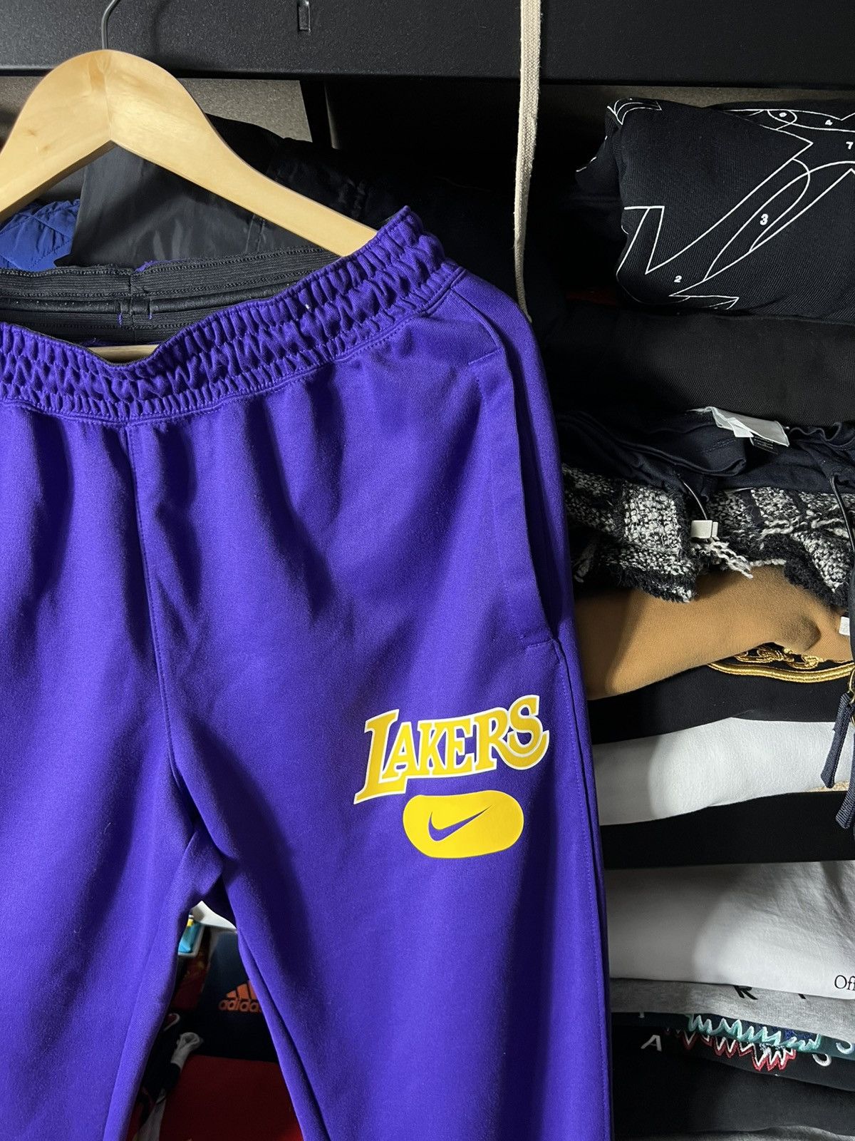 Nike Nike NBA Los Angeles Lakers Sweatpants Purple Gold Logo Size US 32 / EU 48 - 8 Thumbnail