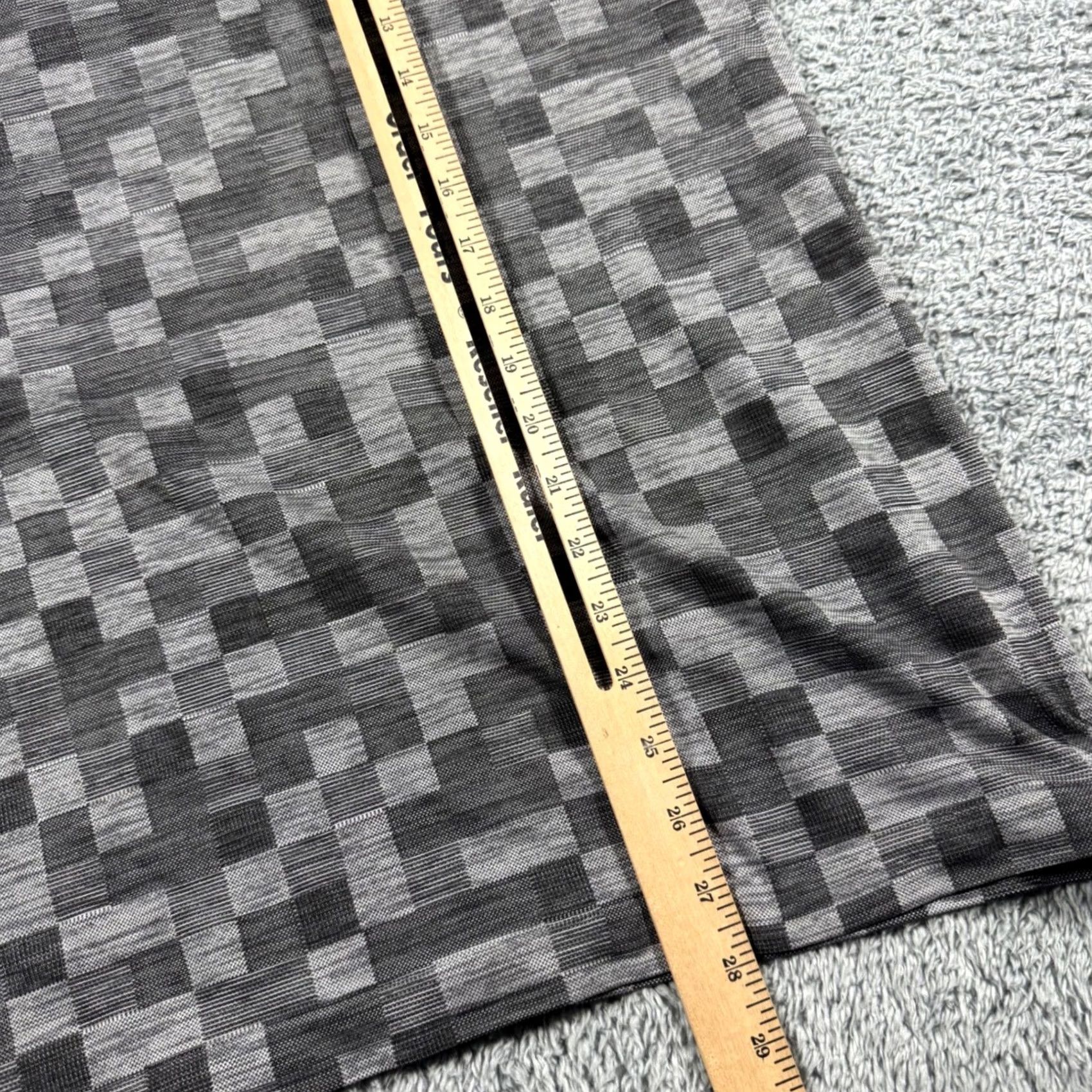 Lululemon Lululemon Metal Vent Tech Shirt Mens Medium Grey Pixel Checkered S/S Training Size US M / EU 48-50 / 2 - 7 Thumbnail