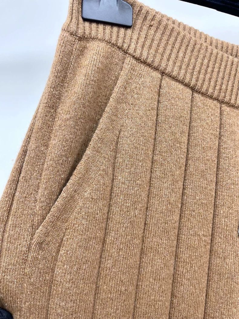 Loro Piana LORO PIANA Camel colored knit cashmere wide leg pants Size 27" / US 4 / IT 40 - 3 Thumbnail