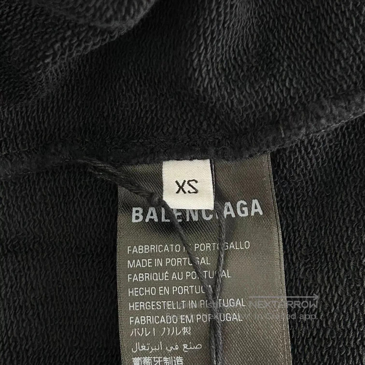 Balenciaga Black Graphic Print Oversized Hoodie. Size US XS / EU 42 / 0 - 6 Thumbnail