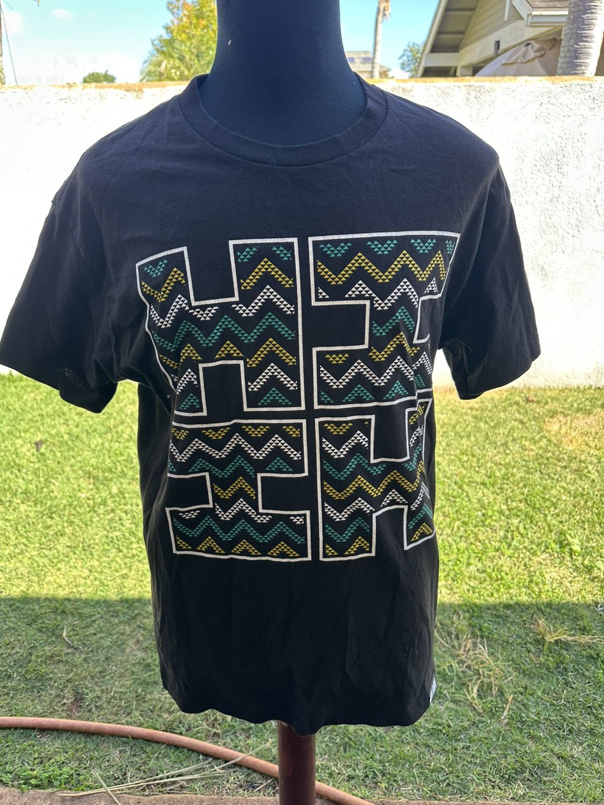 Other PreOwned Hawaii's Finest Black Men's Large Size US L / EU 52-54 / 3 - 1 Thumbnail
