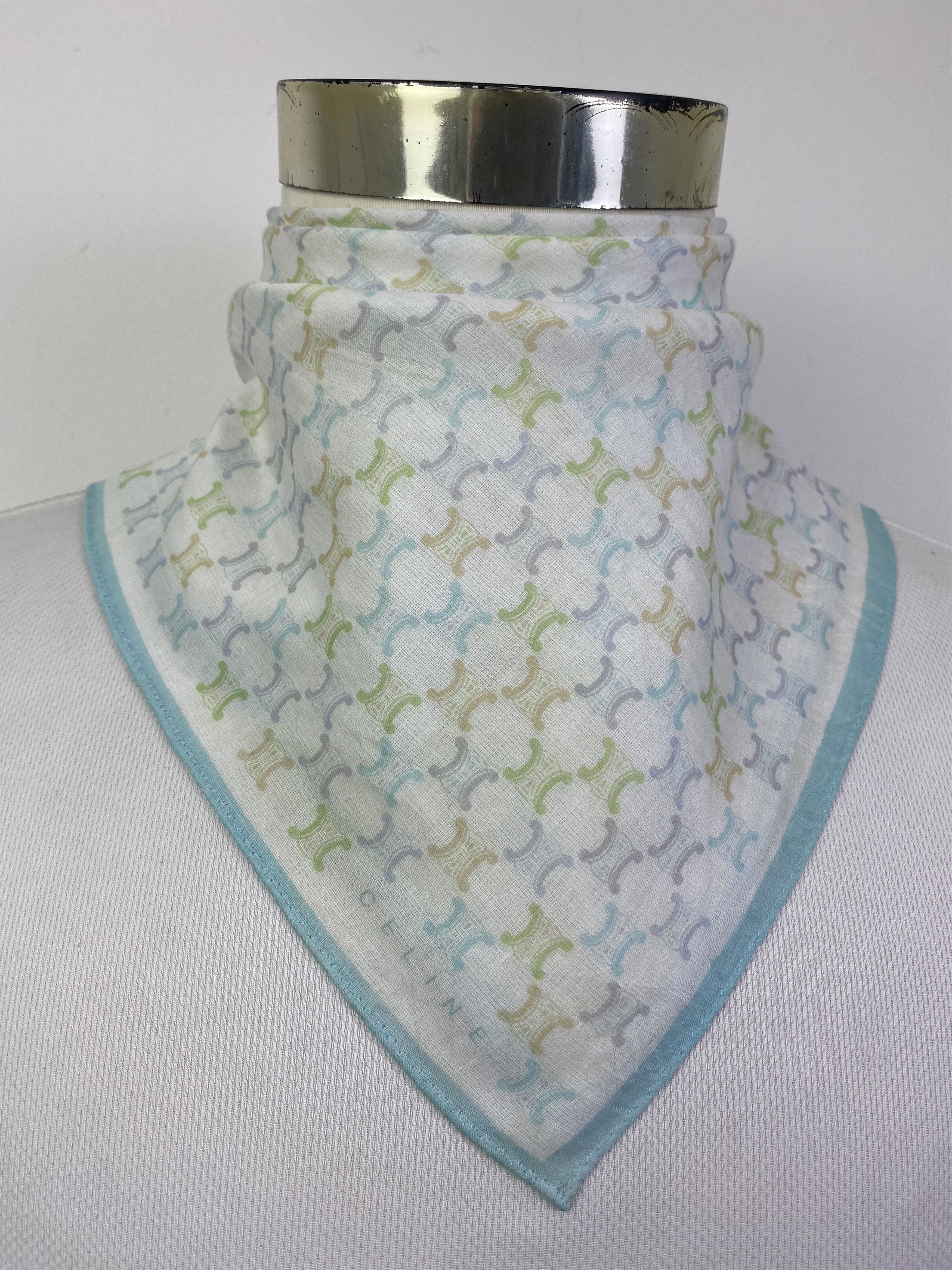 Celine Vintage Celine Handkerchief / Neckerchief KT00023 Size ONE SIZE - 1 Thumbnail