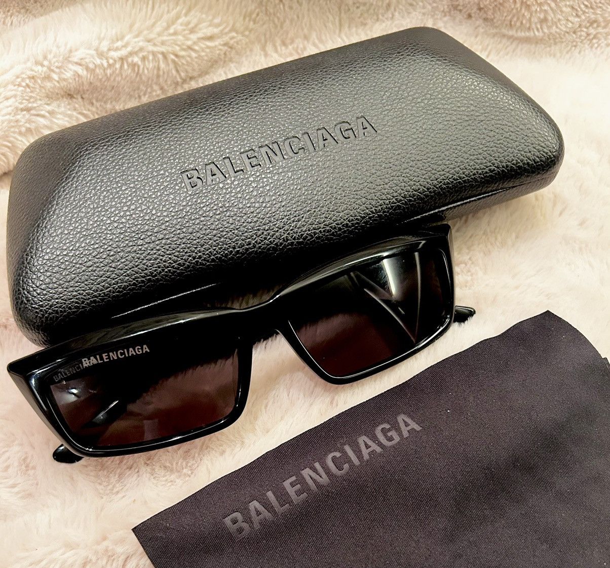 Balenciaga Balenciaga Narrow Cat Eye Sunglasses Size ONE SIZE - 1 Thumbnail