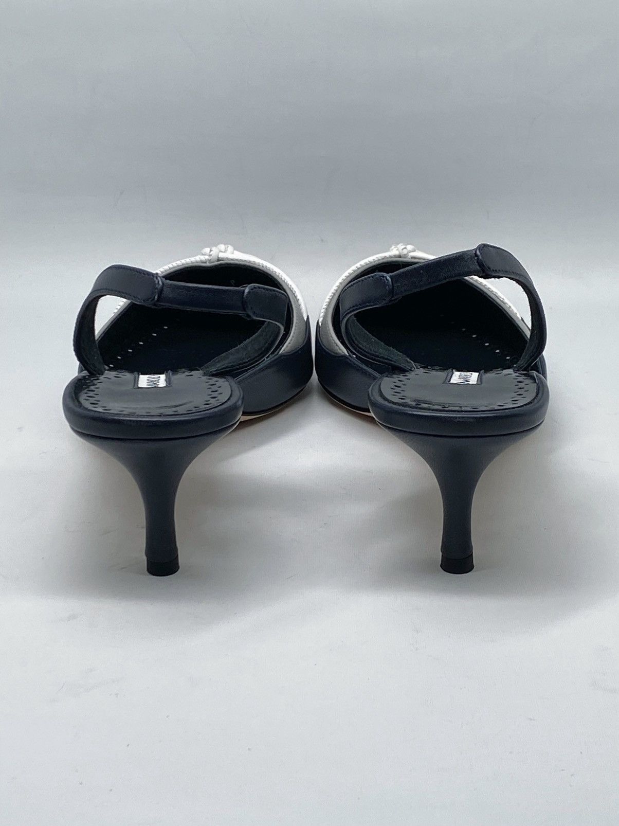 Manolo Blahnik Manolo Blahnik Maretsli 50MM Leather Slingback Pumps size 39 Size US 9 / IT 39 - 7 Thumbnail
