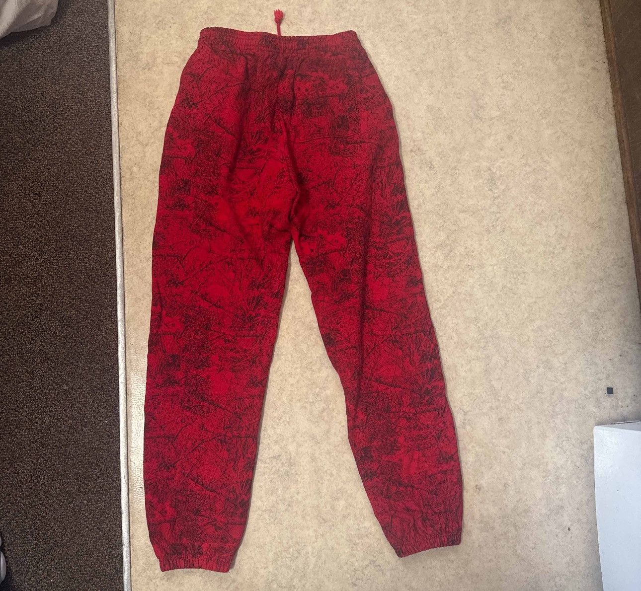 Sp5der Sp5der OG Tree Camo Sweatpant 'Red' Size US 34 / EU 50 - 2 Thumbnail