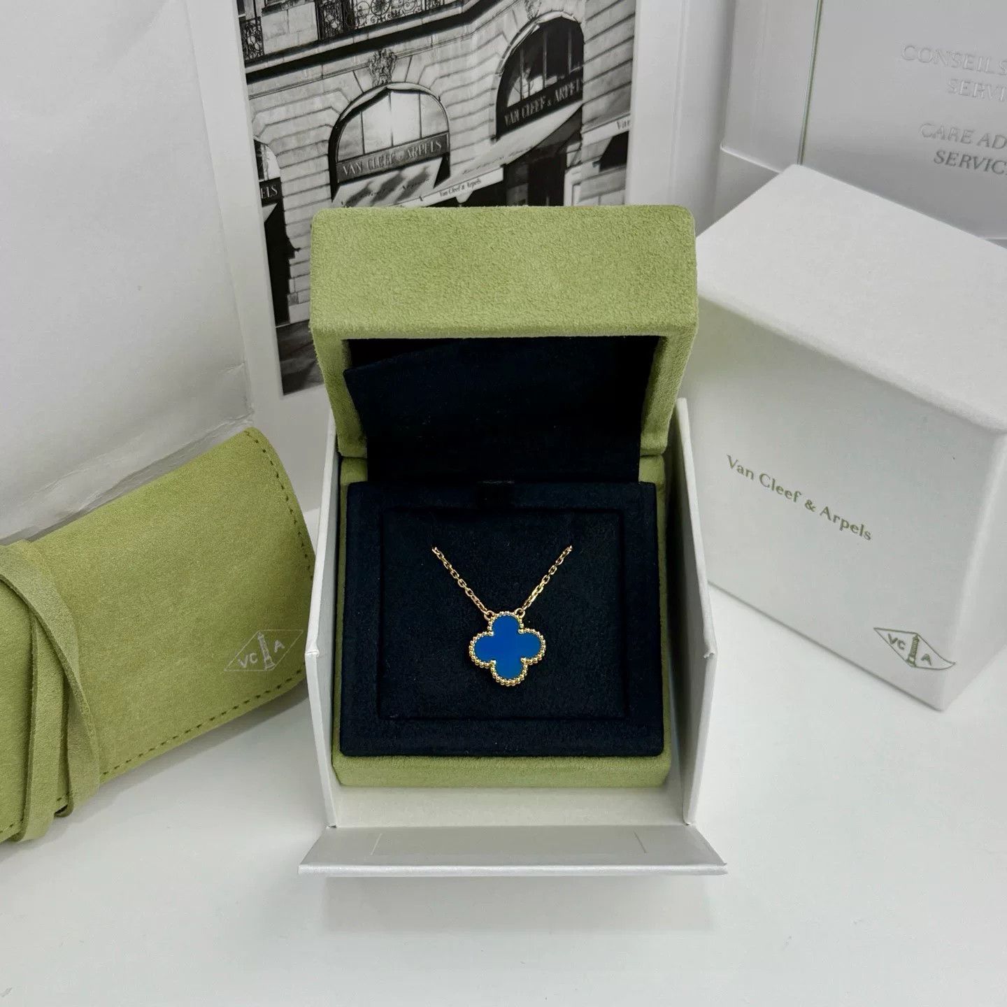 Van Cleef & Arpels Van Cleef & Arpels 18k Gold Clover Necklace Size ONE SIZE - 1 Thumbnail