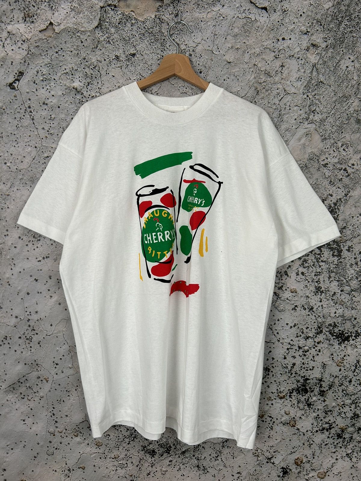 Band Tees Vintage Cherrys Beer Promo Graphic Tee Single Stitch 90s Size US XL / EU 56 / 4 - 1 Thumbnail
