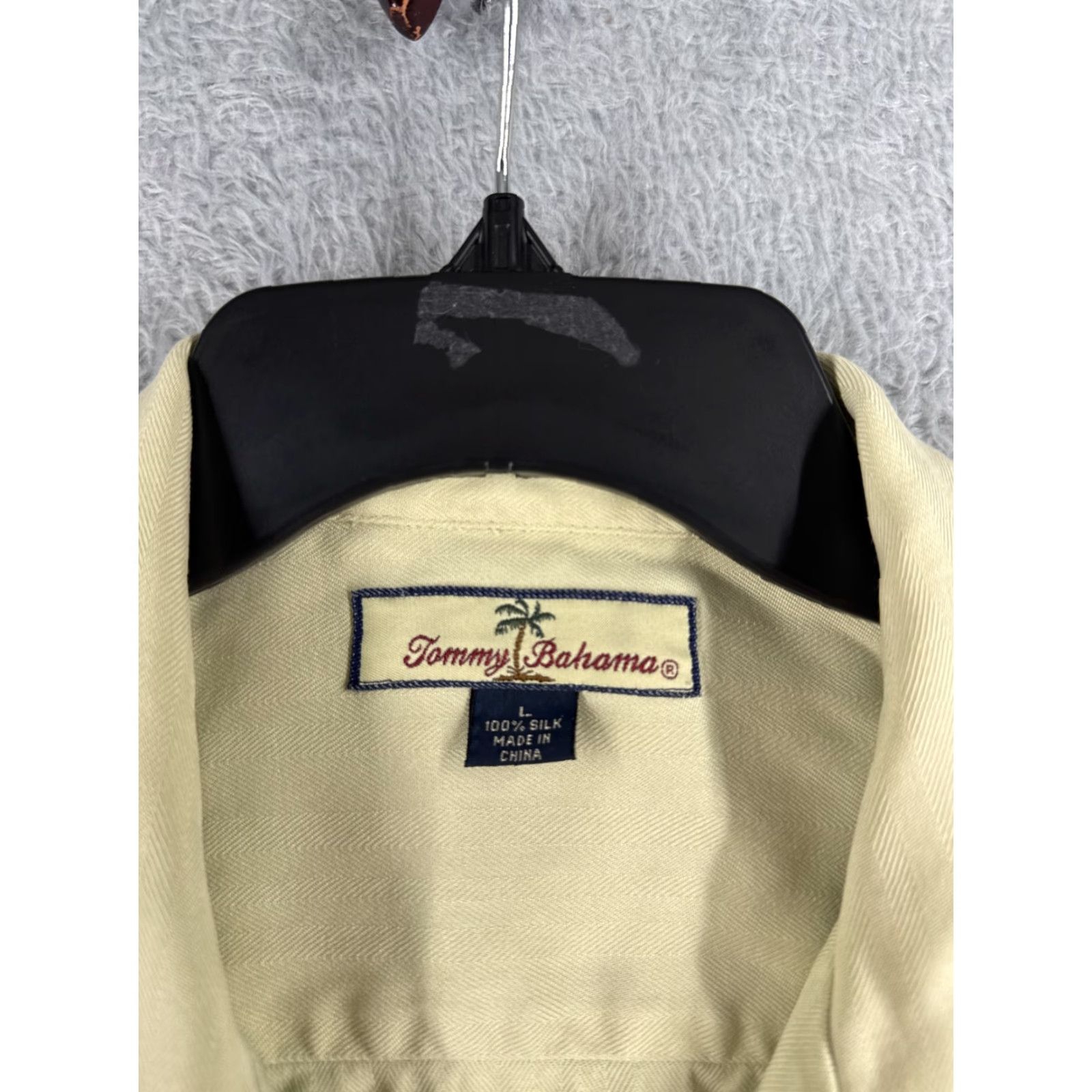 Tommy Bahama Tommy Bahama Shirt Men Large Yellow 100% Silk Button Up Short Sleeve Herringbone Size US L / EU 52-54 / 3 - 7 Thumbnail