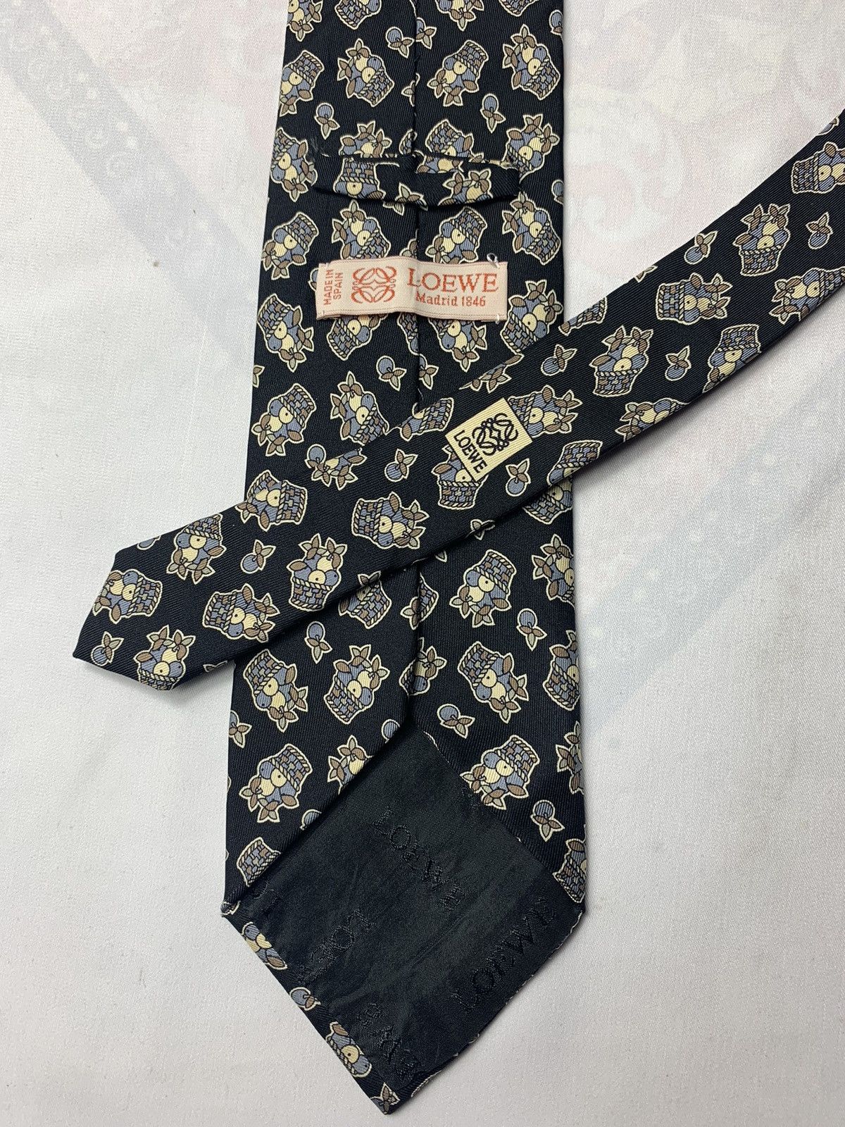 Loewe Loewe Silk Necktie / Neckwear / Accessories Size ONE SIZE - 2 Thumbnail