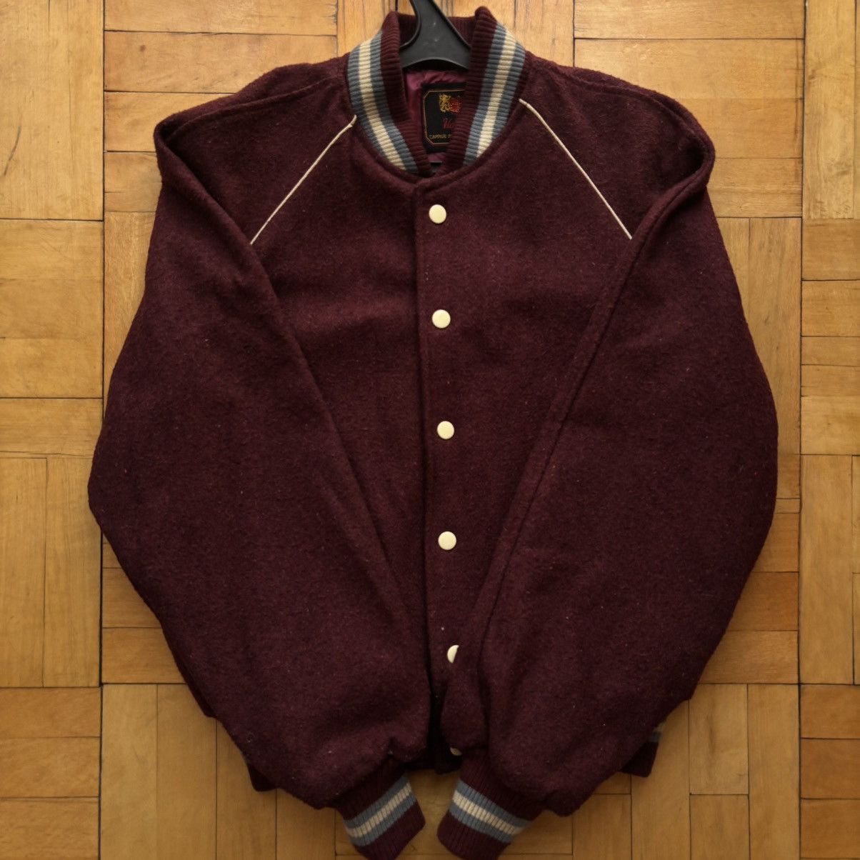 Vintage Vintage 70s Harvard Wool Varsity Bomber Jacket Burgundy Size US M / EU 48-50 / 2 - 2 Thumbnail