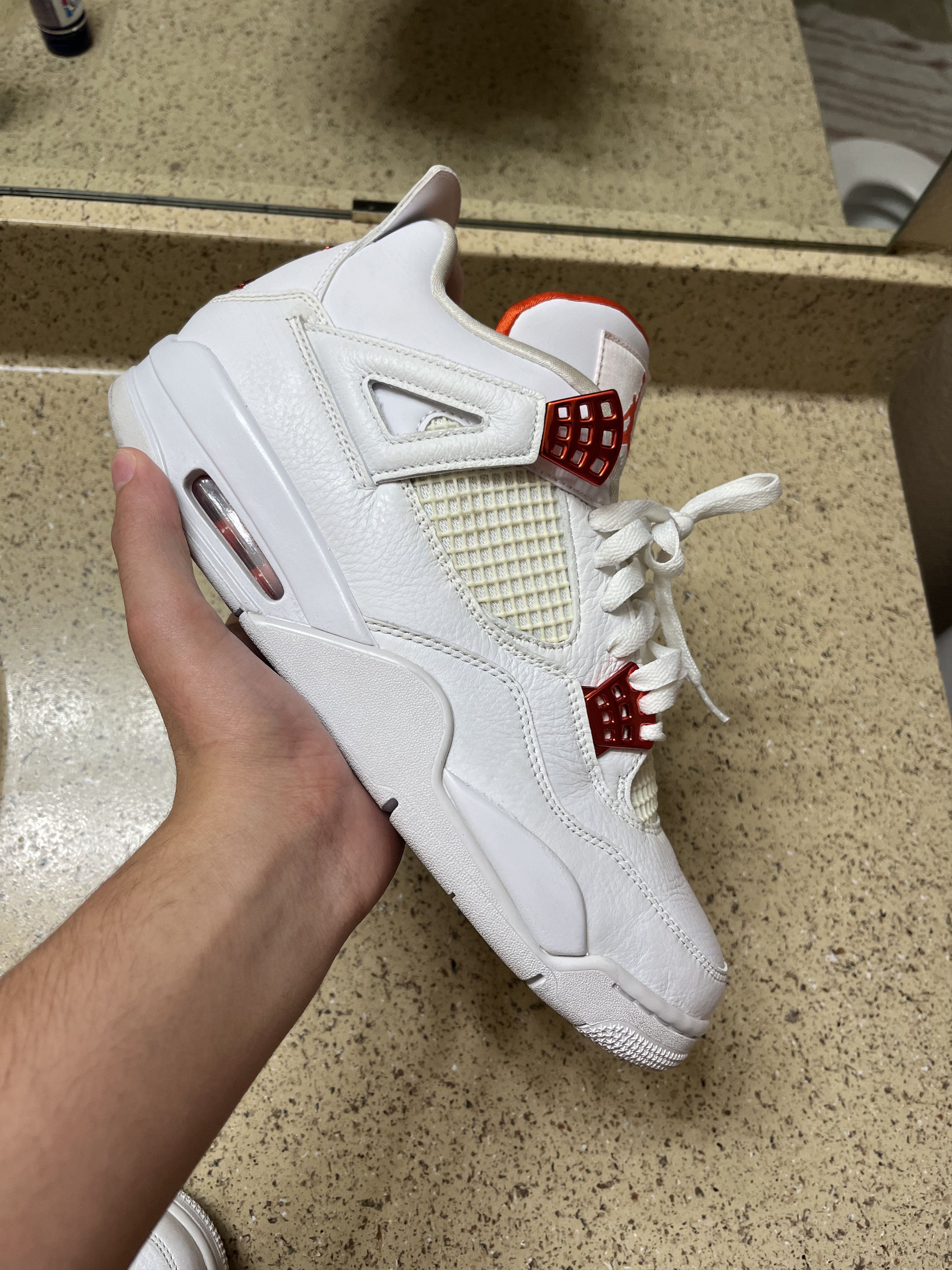 Jordan Brand Jordan 4 orange metallic Size US 11 / EU 44 - 1 Thumbnail