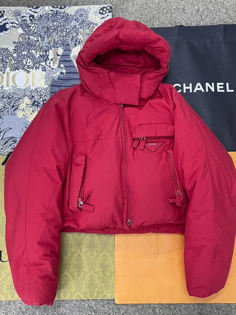 Prada Prada Red hooded short down jacket Size XS / US 0-2 / IT 36-38 - 1 Thumbnail