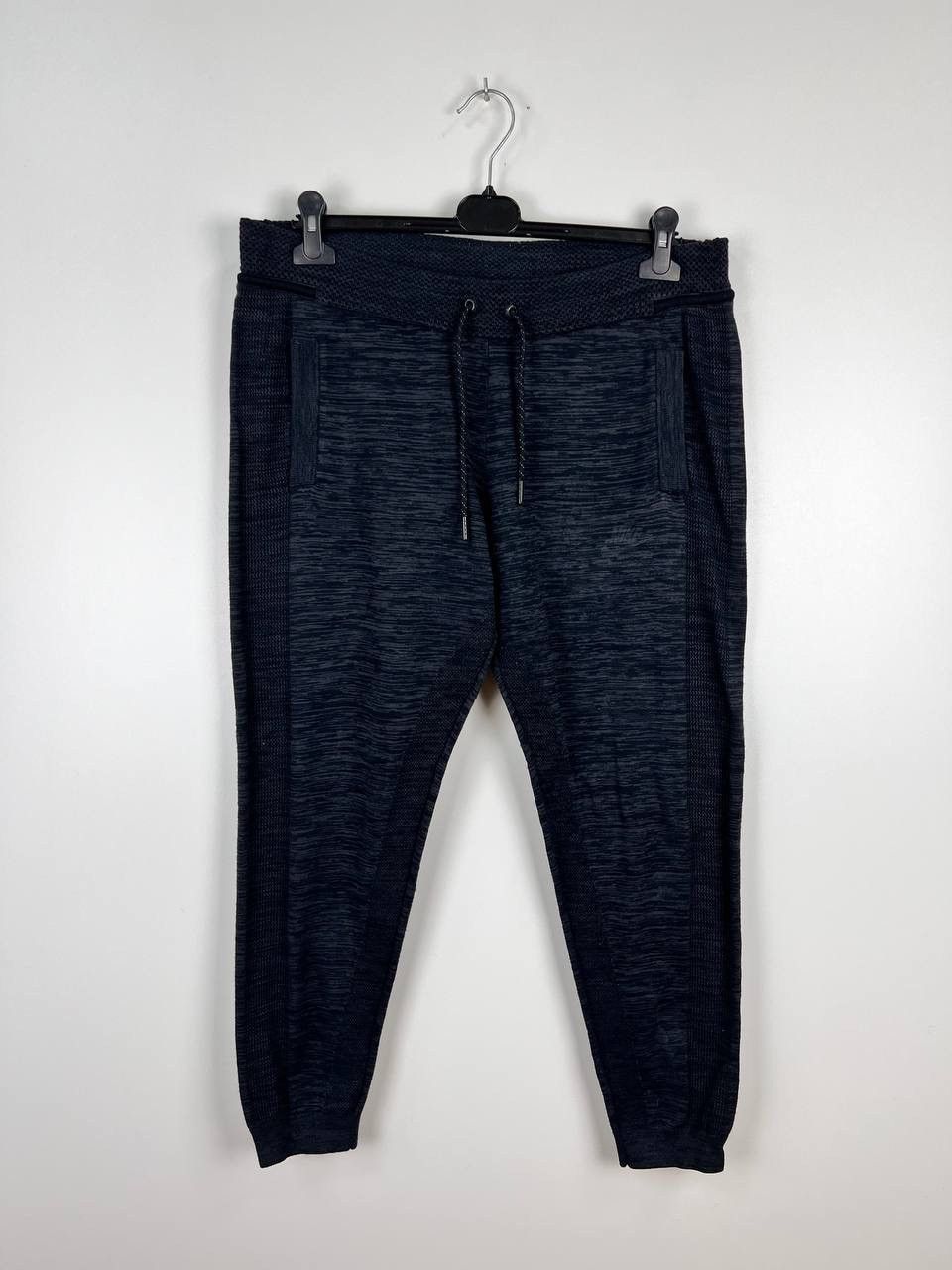 Vintage Nike Tech Fleece streetwear sweatpants size M/32 Size US 32 / EU 48 - 1 Thumbnail