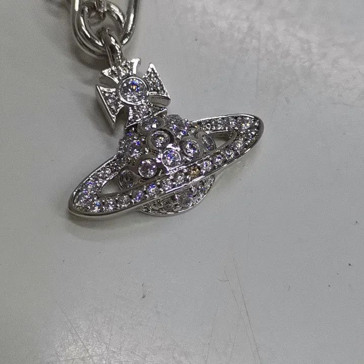 Vivienne Westwood Vivienne Westwood Silver Crystal Safety Pin Necklace Size ONE SIZE - 6 Thumbnail