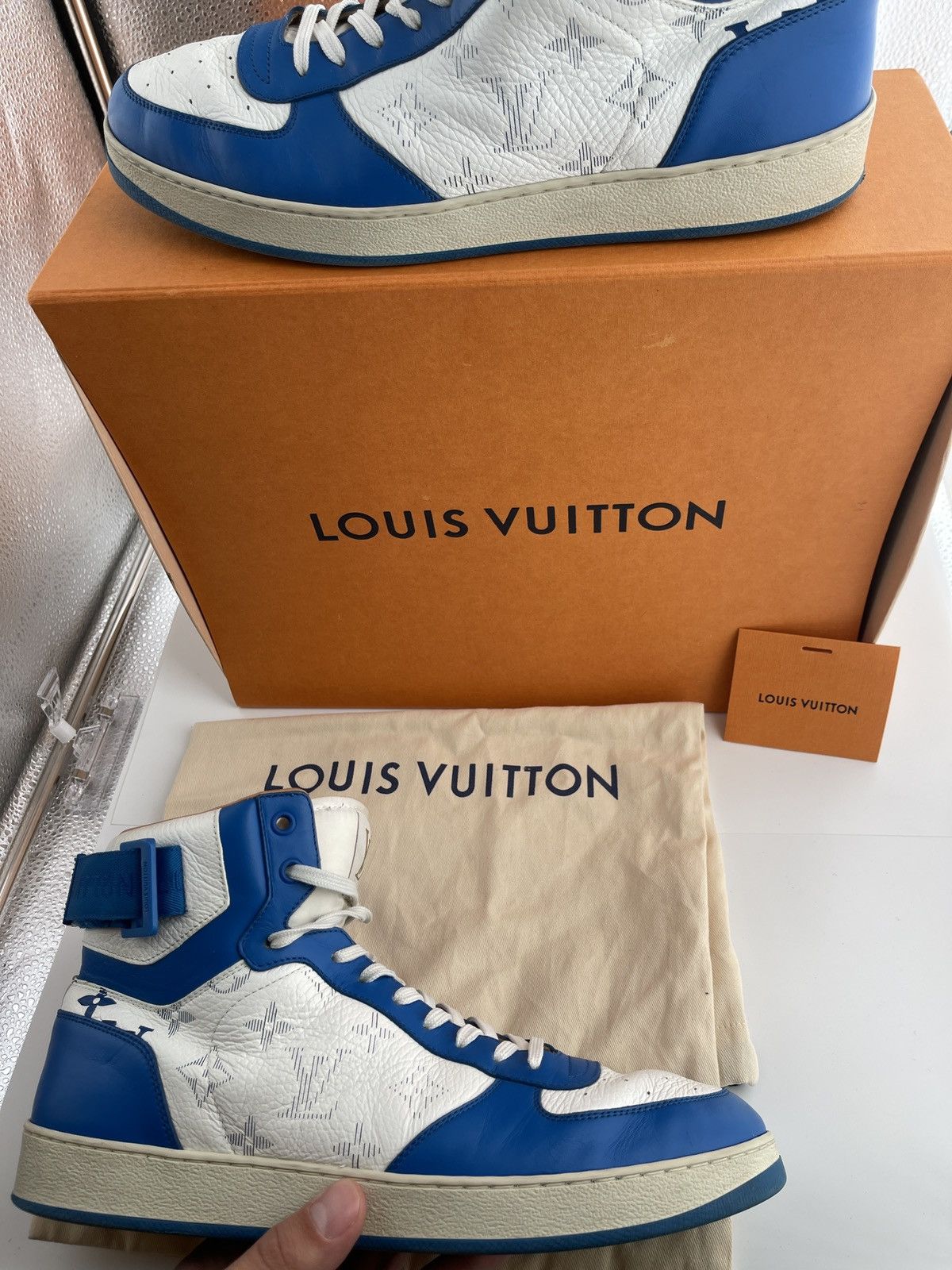 Louis Vuitton Louis Vuitton Monogram High Tops Size US 7.5 / EU 40-41 - 2 Thumbnail